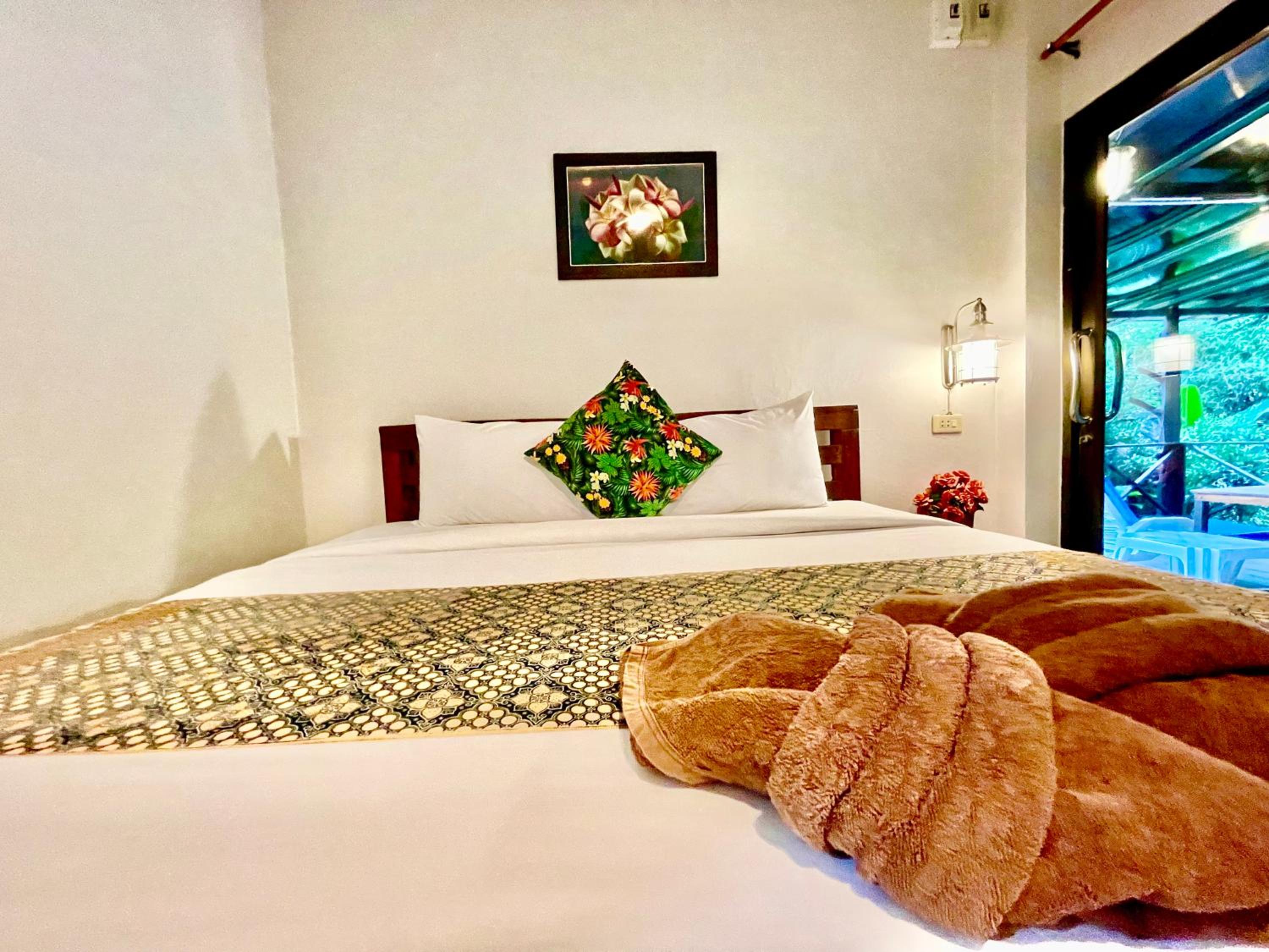 Khao Sok Green Valley Resort - SHA Certified