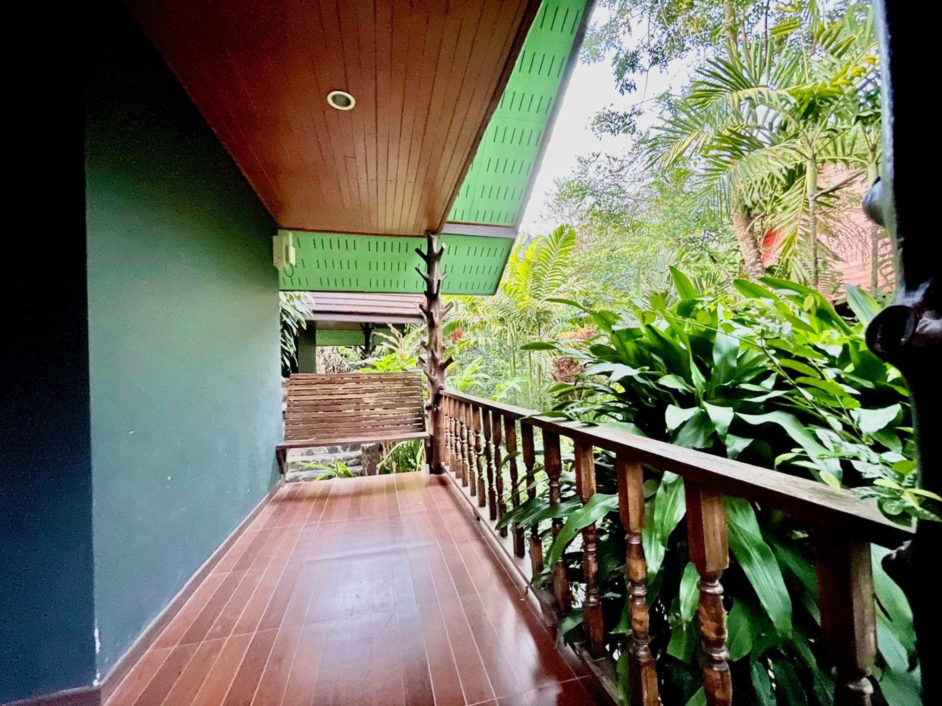 Khao Sok Green Valley Resort - SHA Certified
