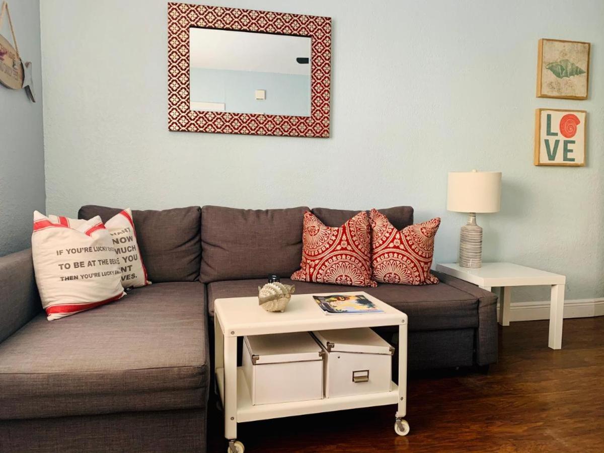 Sun Sand and Love - Lovely 2 Beds, 2 Bath Condo - Image 5