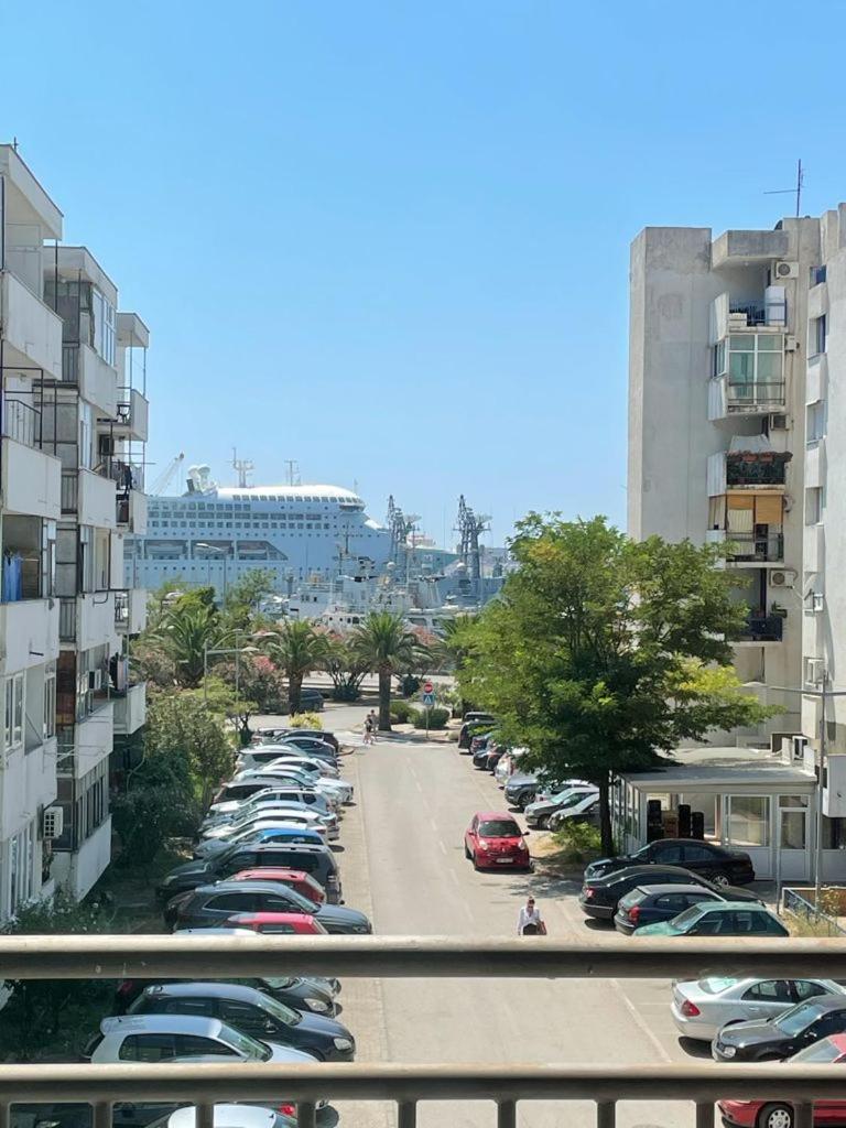 Seaview Apartment view 4