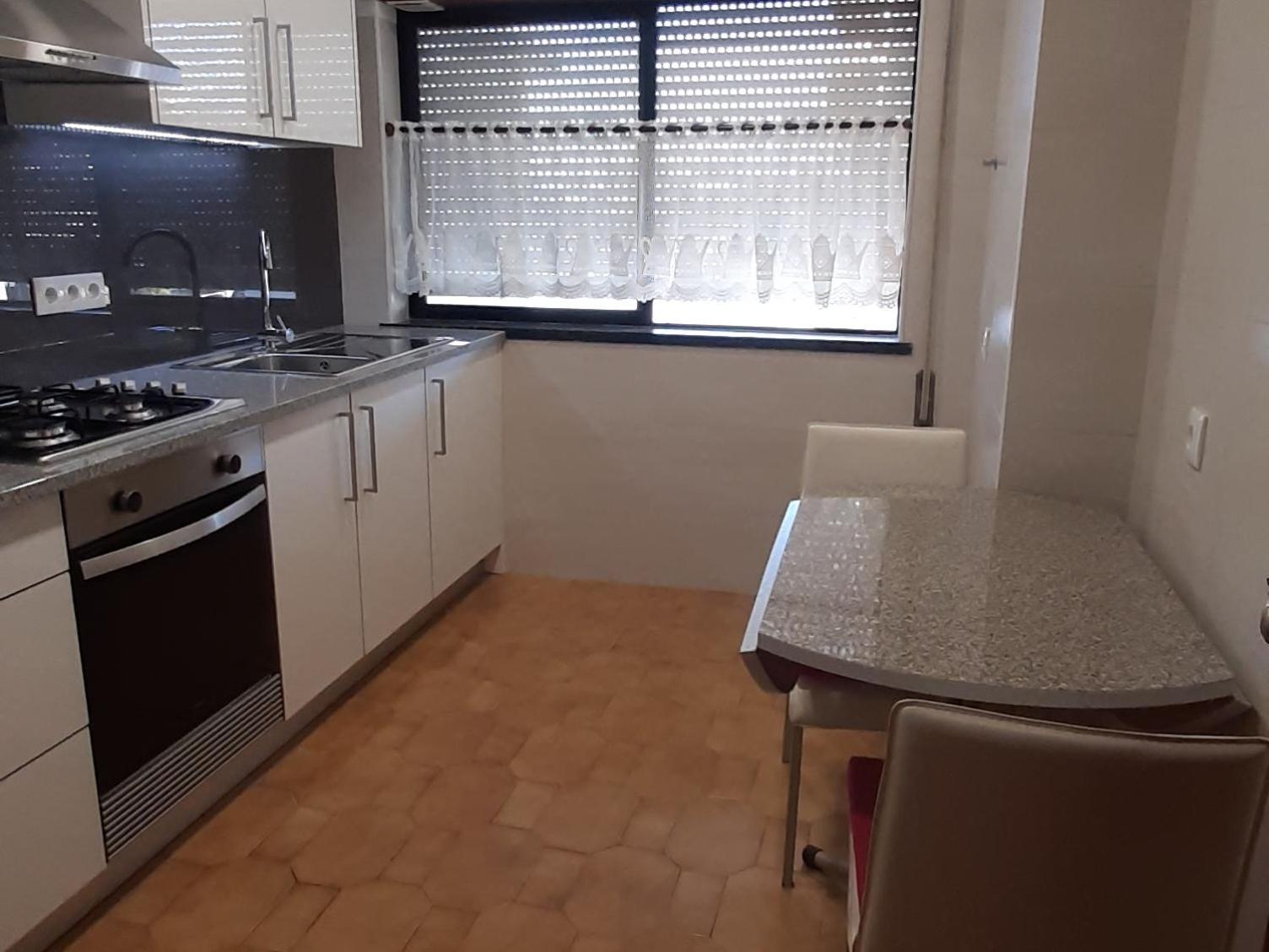 Buarcos Beach House en Buarcos — kitchen