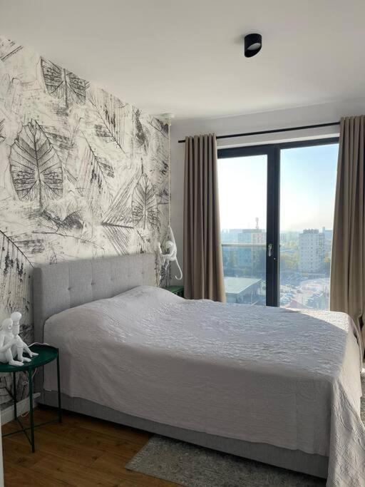 Hotel Modern 2-bedroom Apartment In New Residence