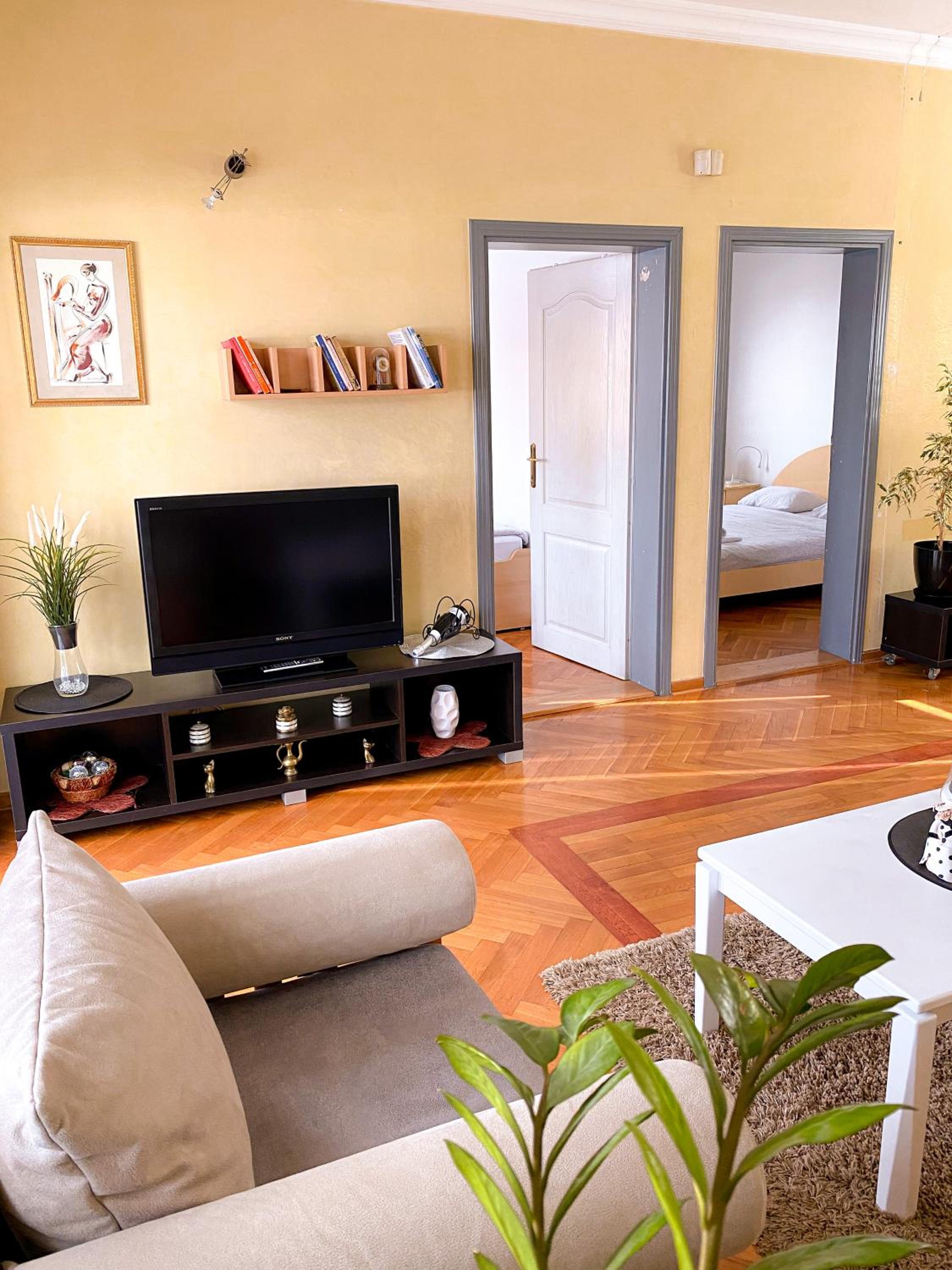 Safari Apartment
