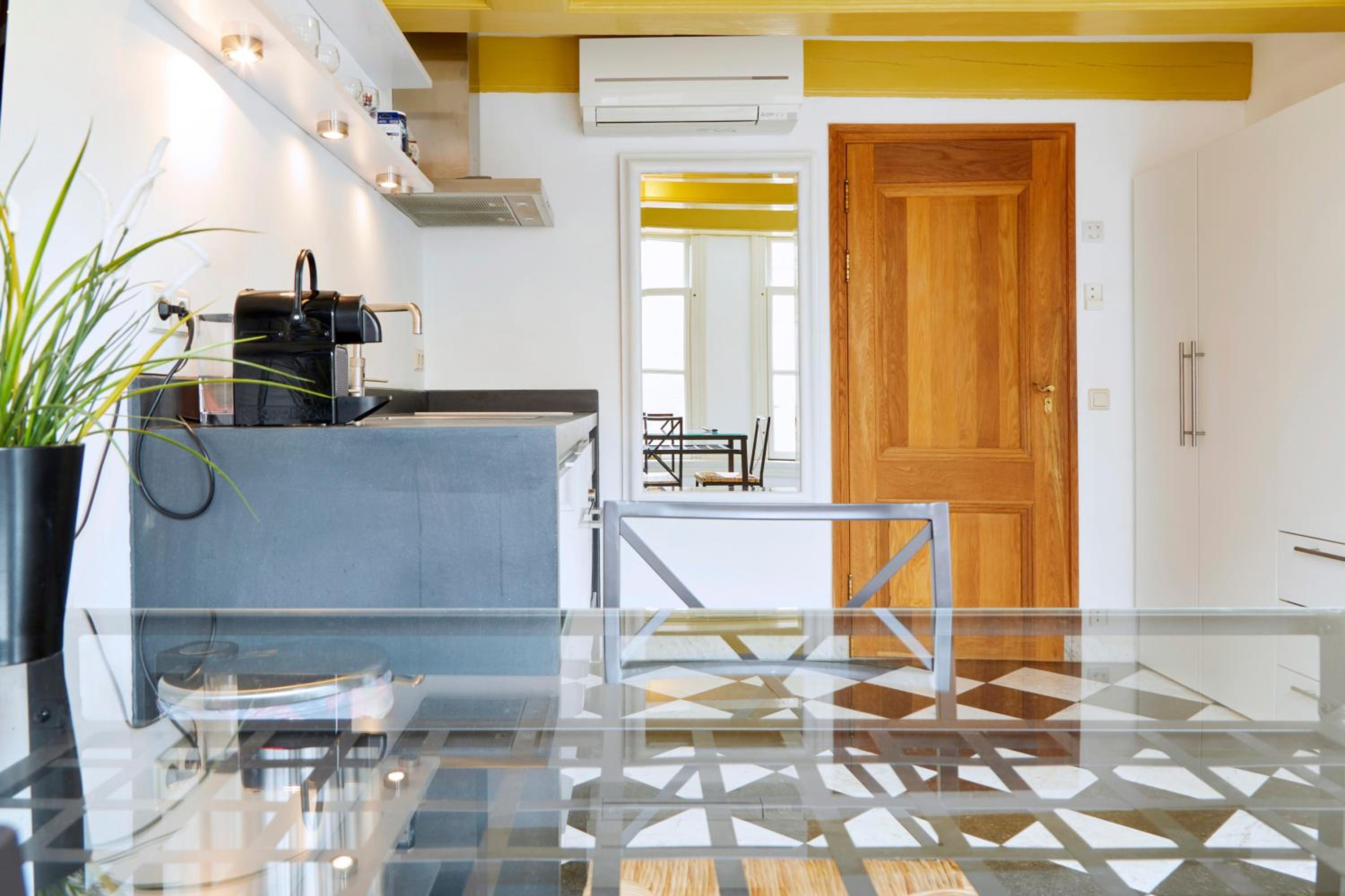 Modern Canal House Loft - City Center