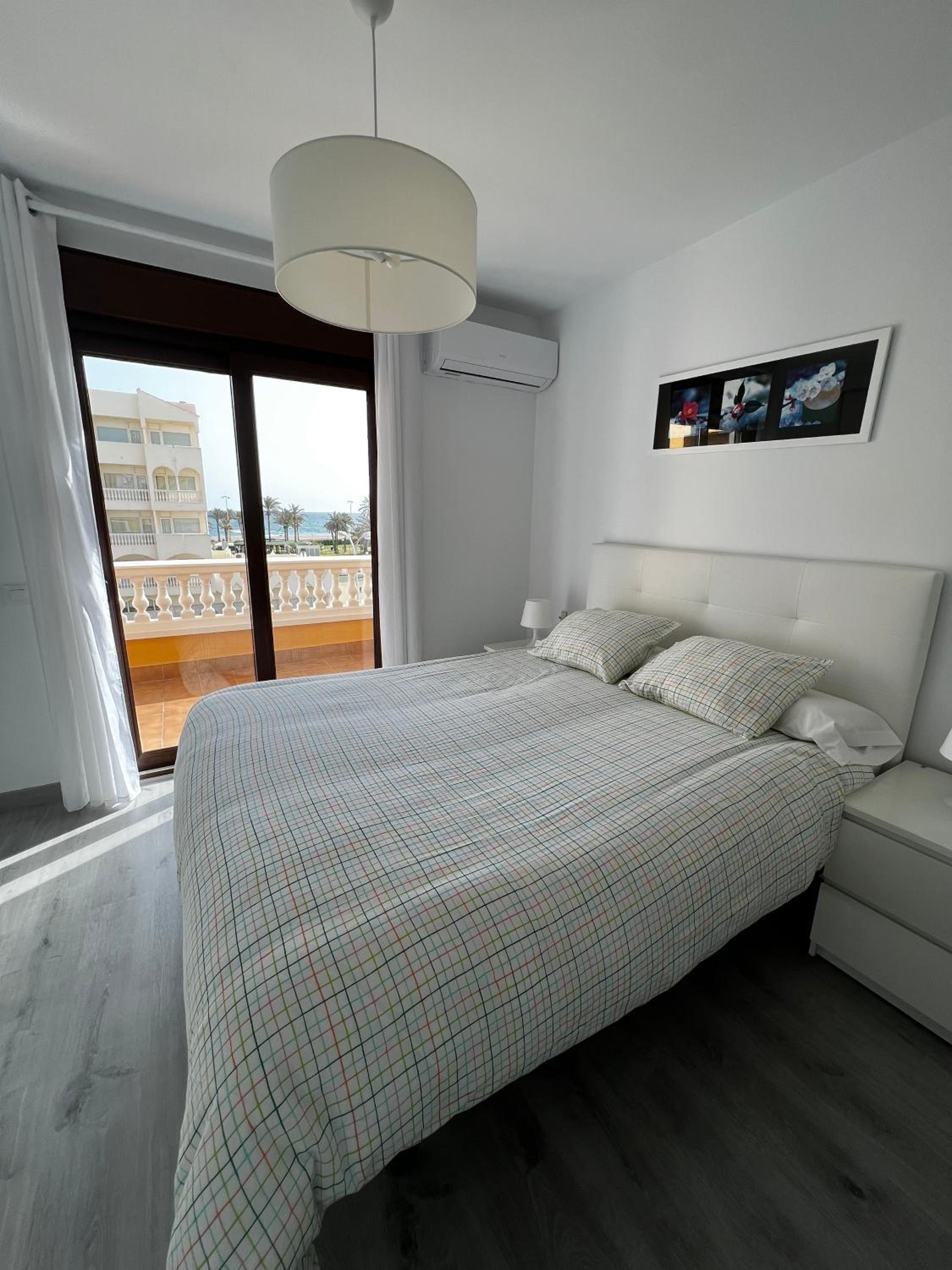 Apartamentos Roquetas Beach