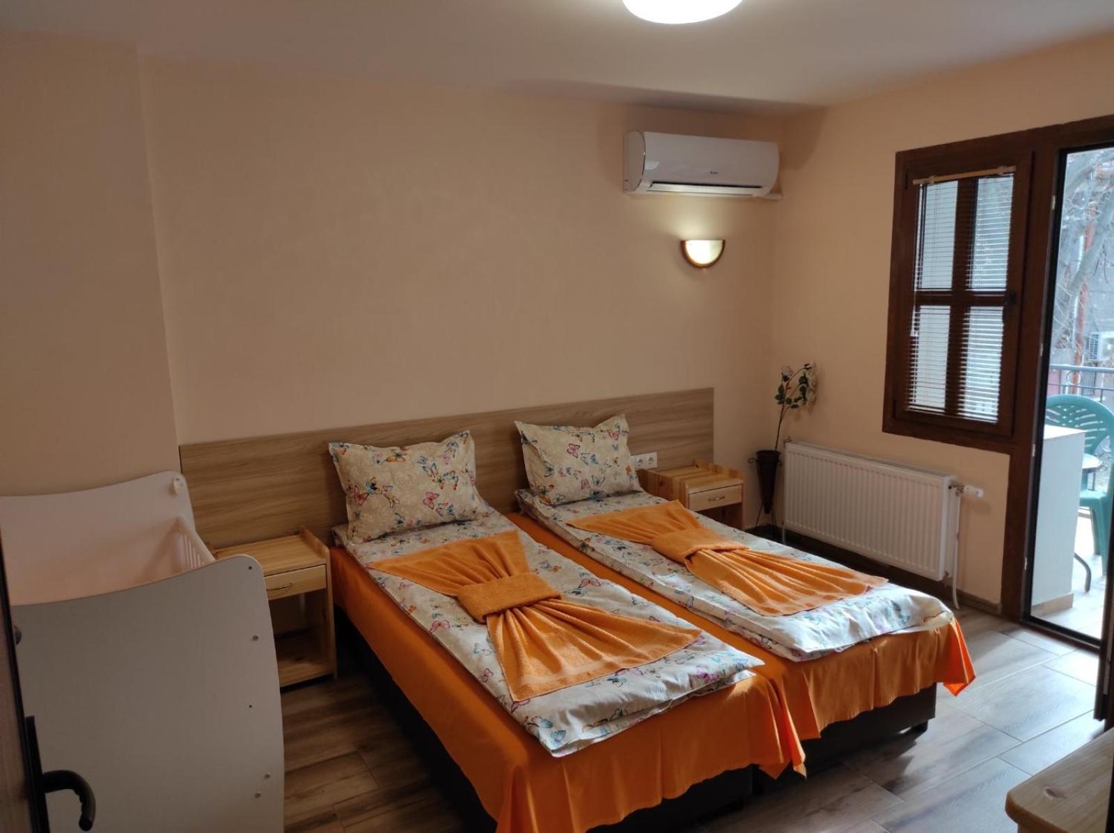 Family Hotel Varusha