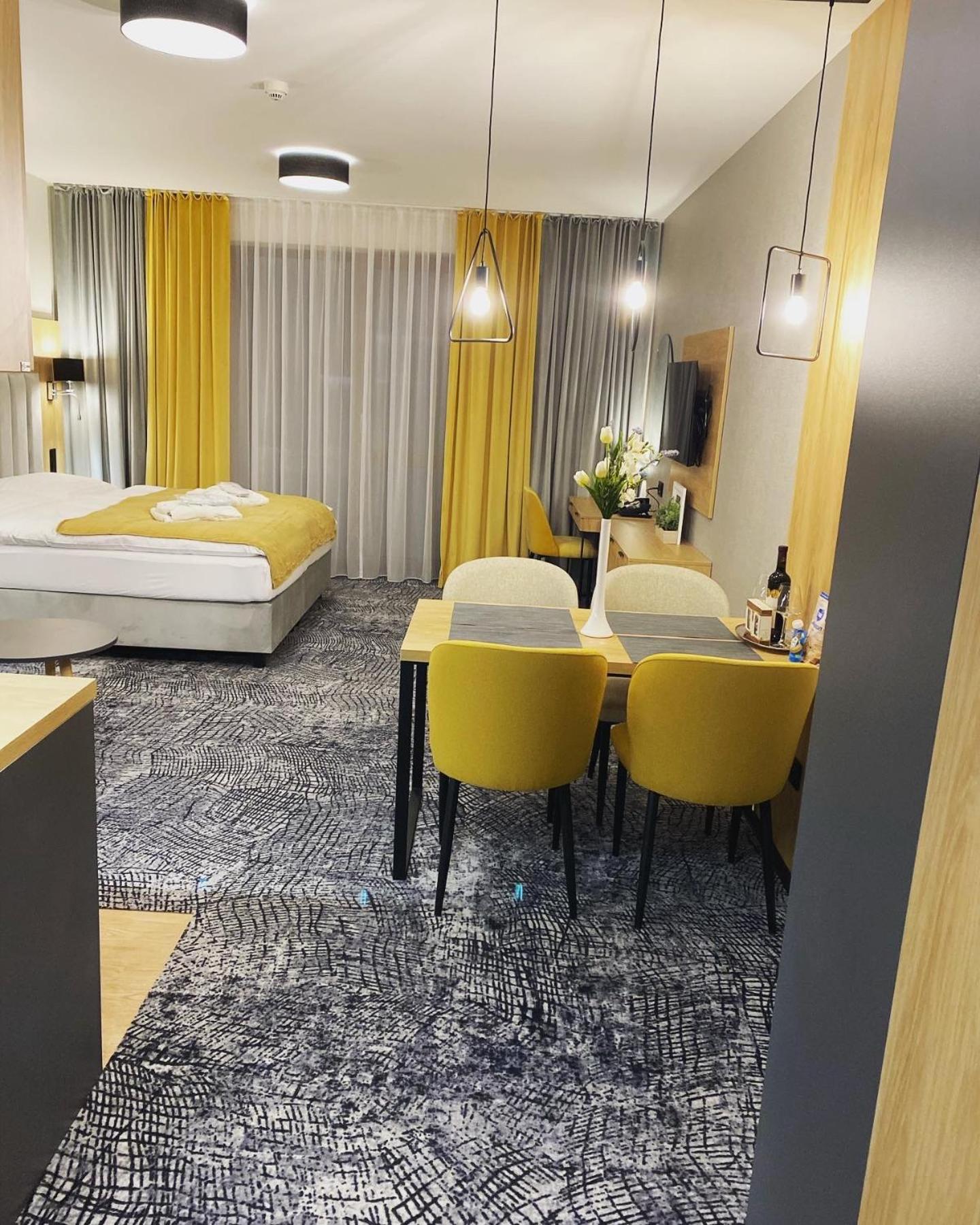 Luxapartmanbesenova Hotel Akvamarin view 3
