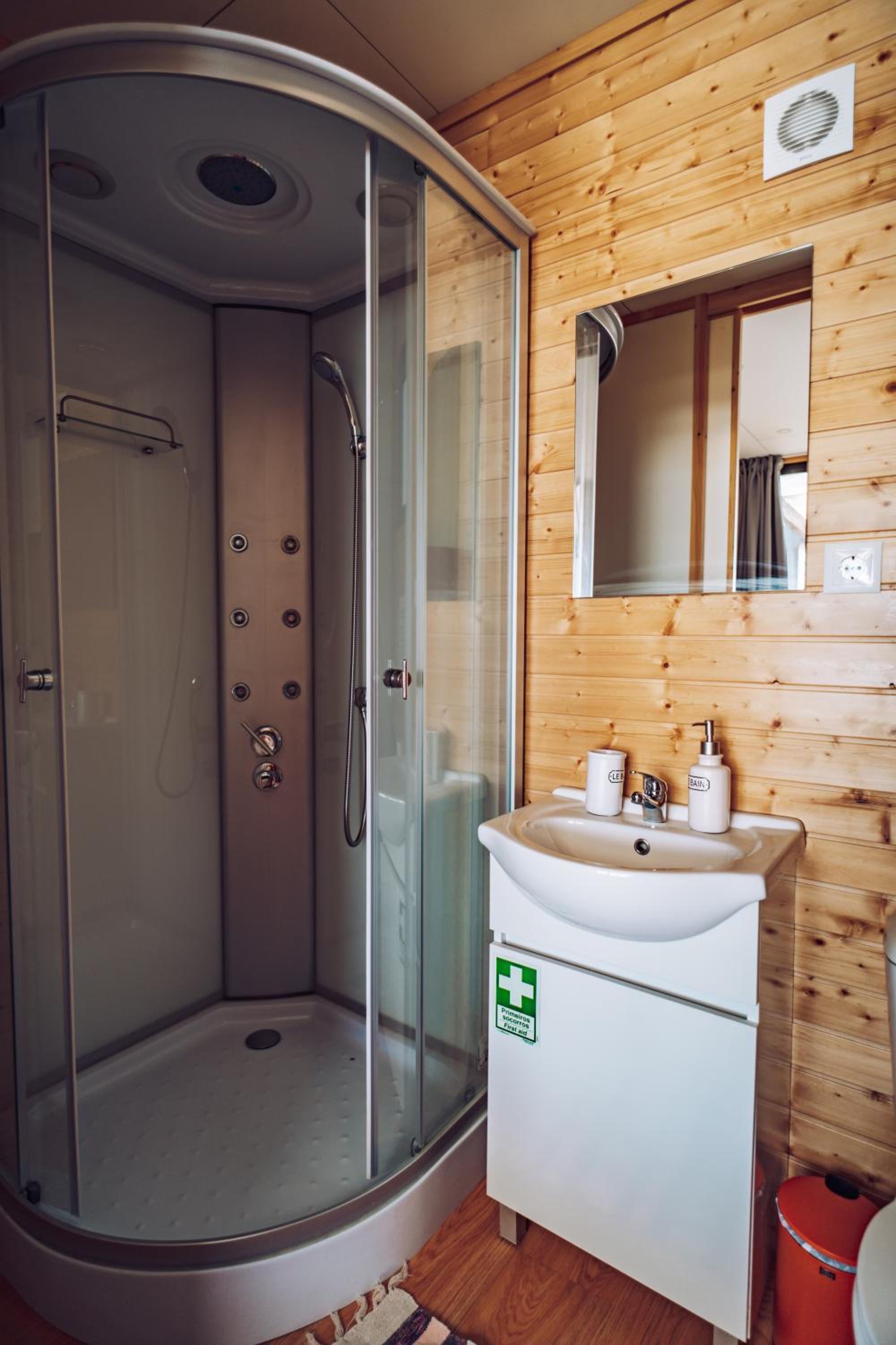 Calheta Glamping Pods - Nature Retreat view 4