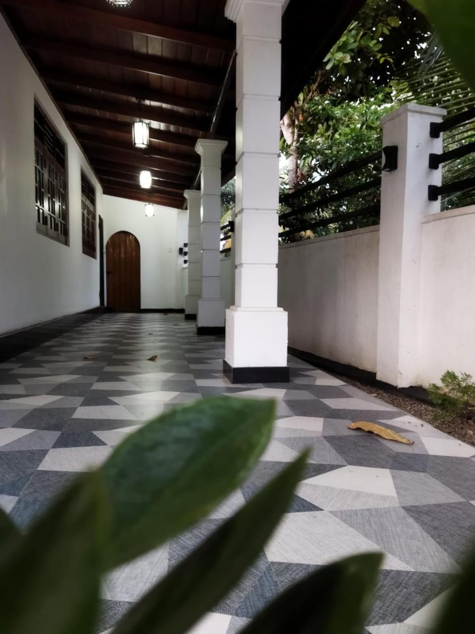 Isurindi Villa view 3