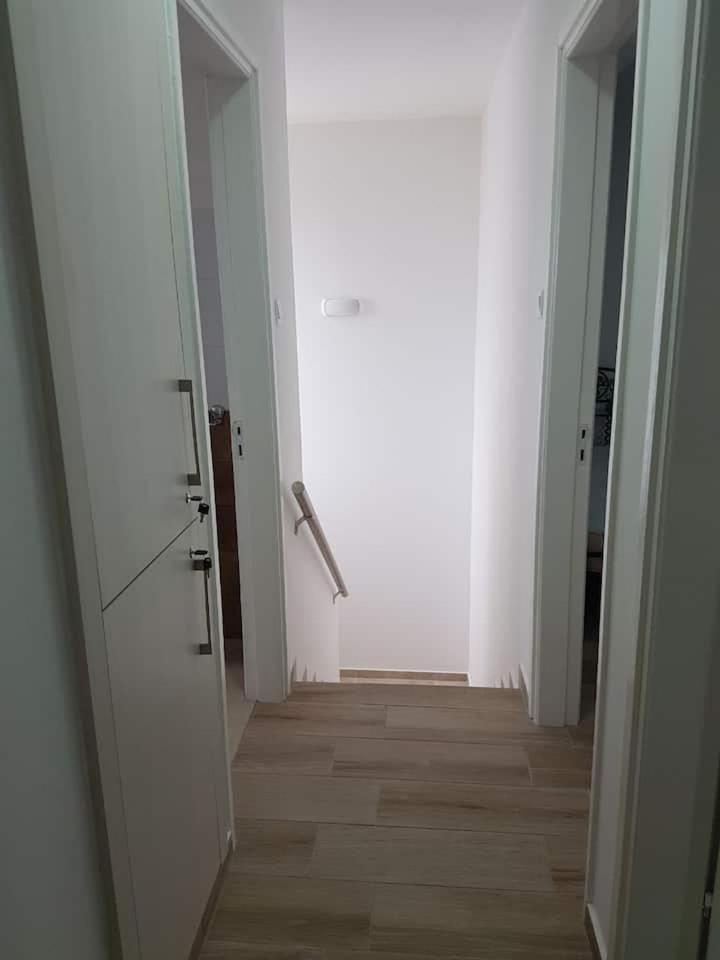 EPISTIMI 3 Bedroom Holiday House