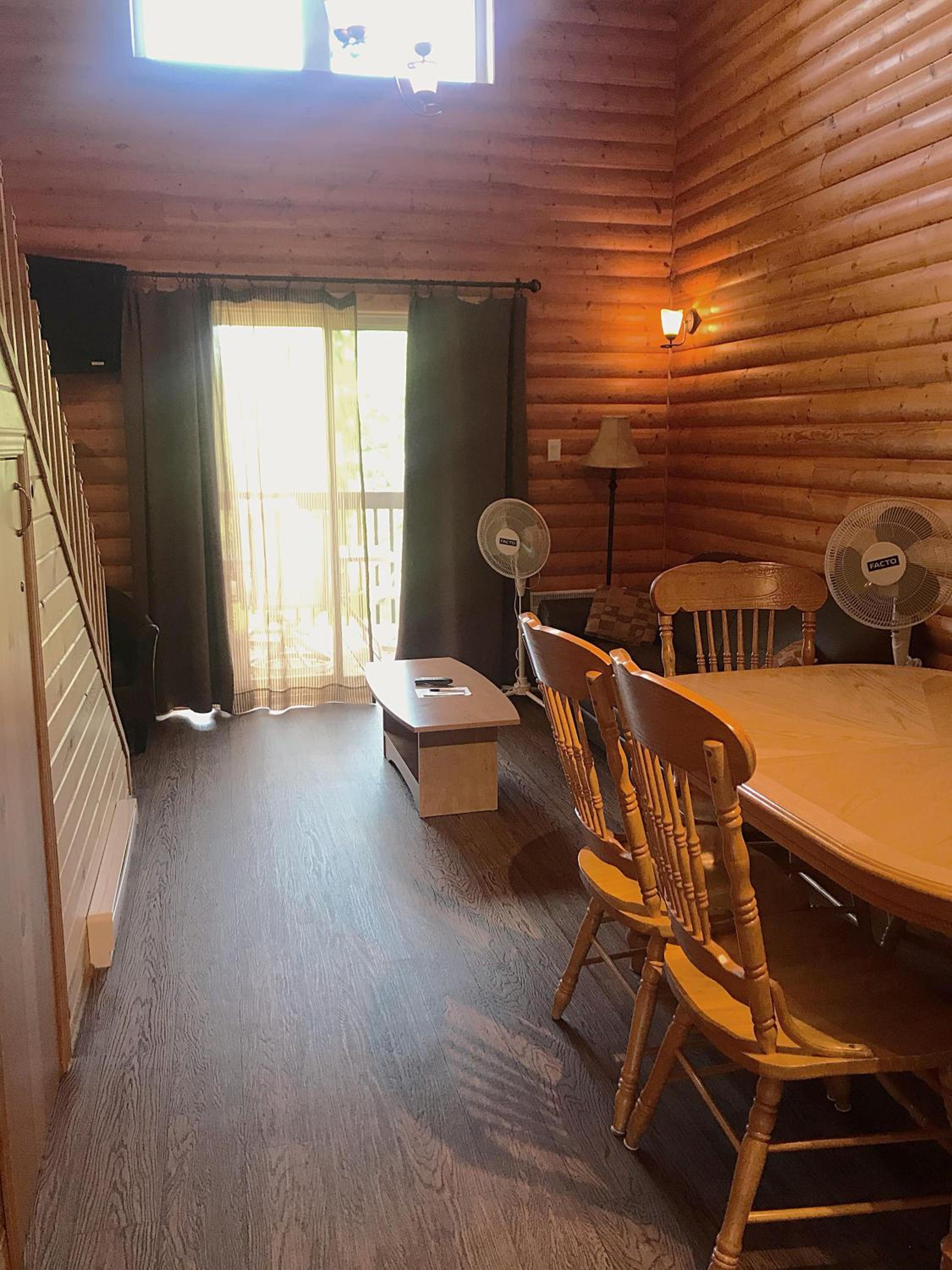 Chalets et Spa Lac Saint-Jean