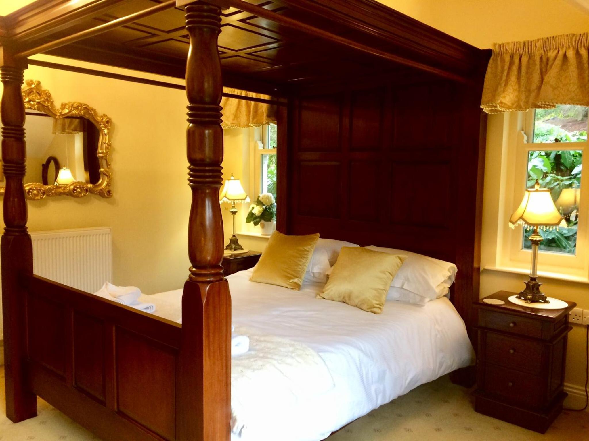 Storrs Gate House B & B No pets Allowed