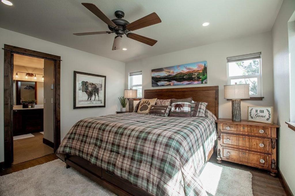 The Getaway,Hot Tub, AC, 2miles from RMNP, photo 38