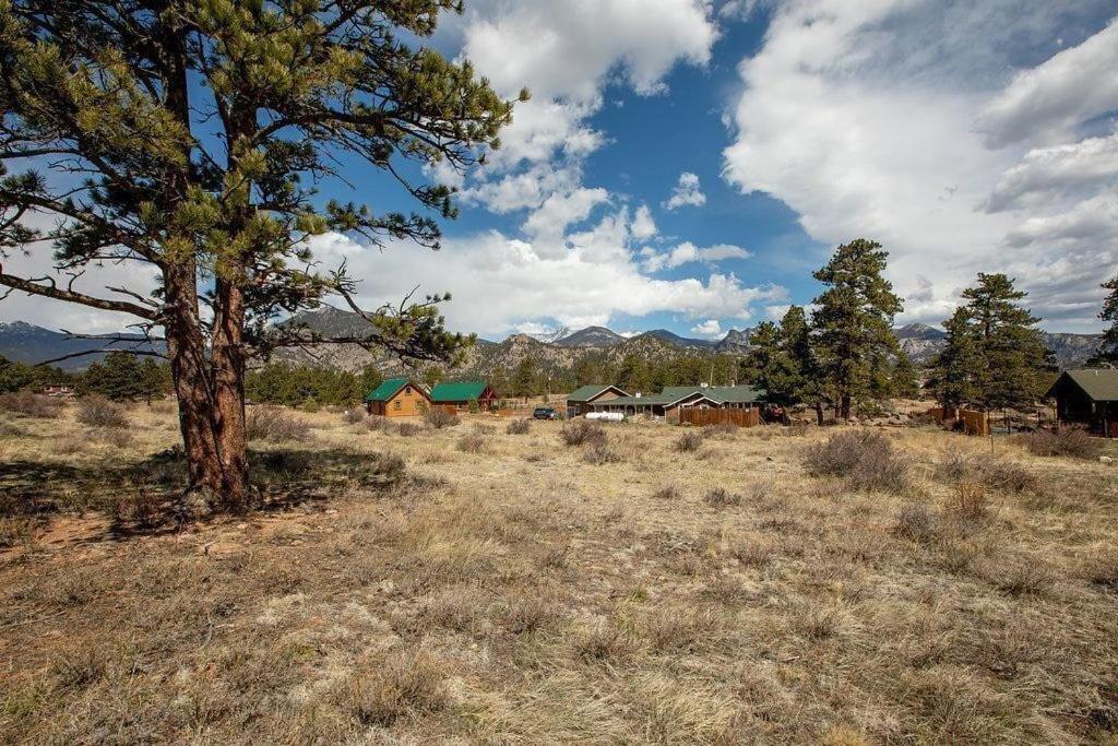 The Getaway,Hot Tub, AC, 2miles from RMNP