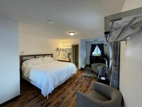 Timber Pointe Resort