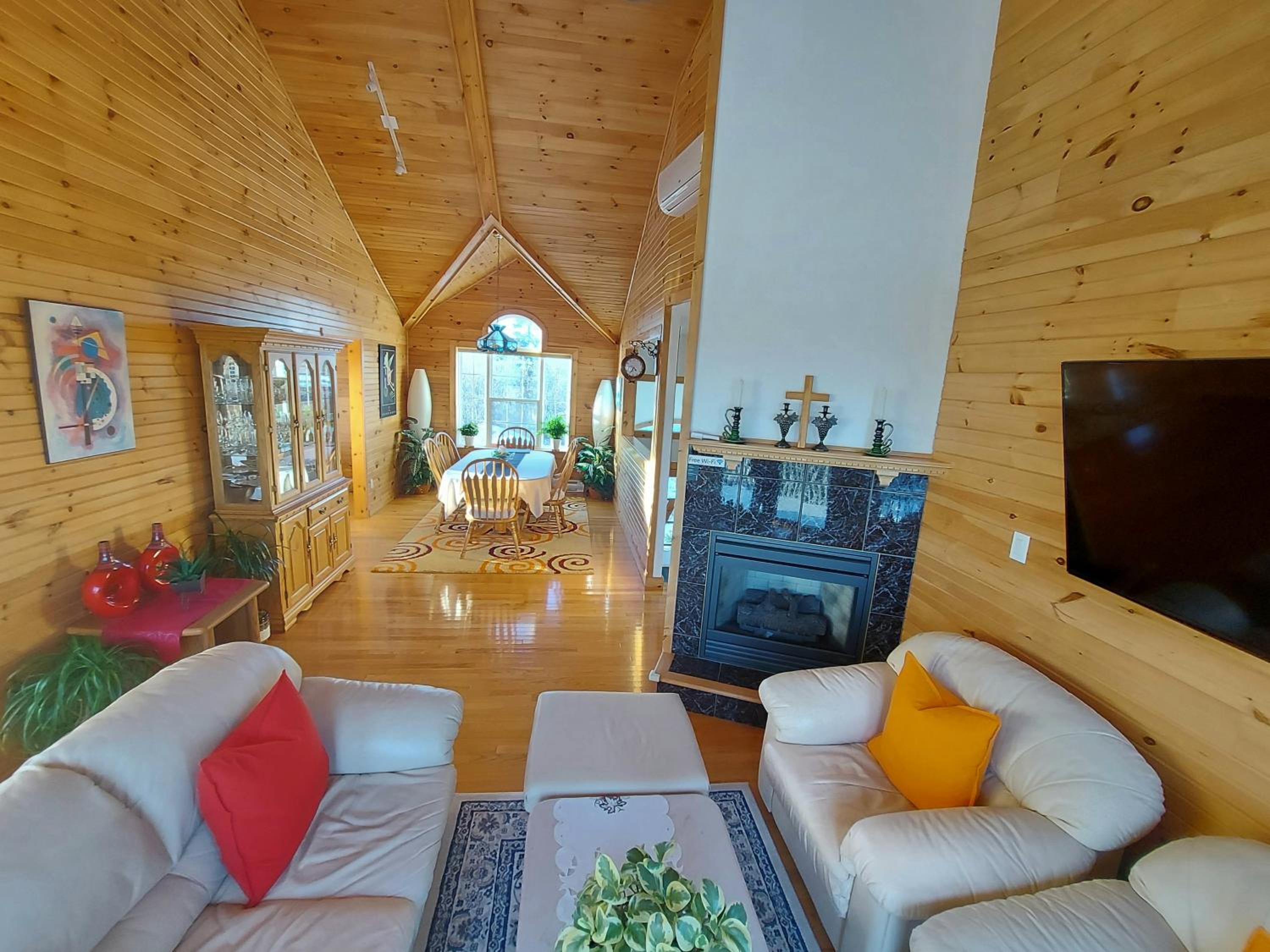 Panorama Sunrise House