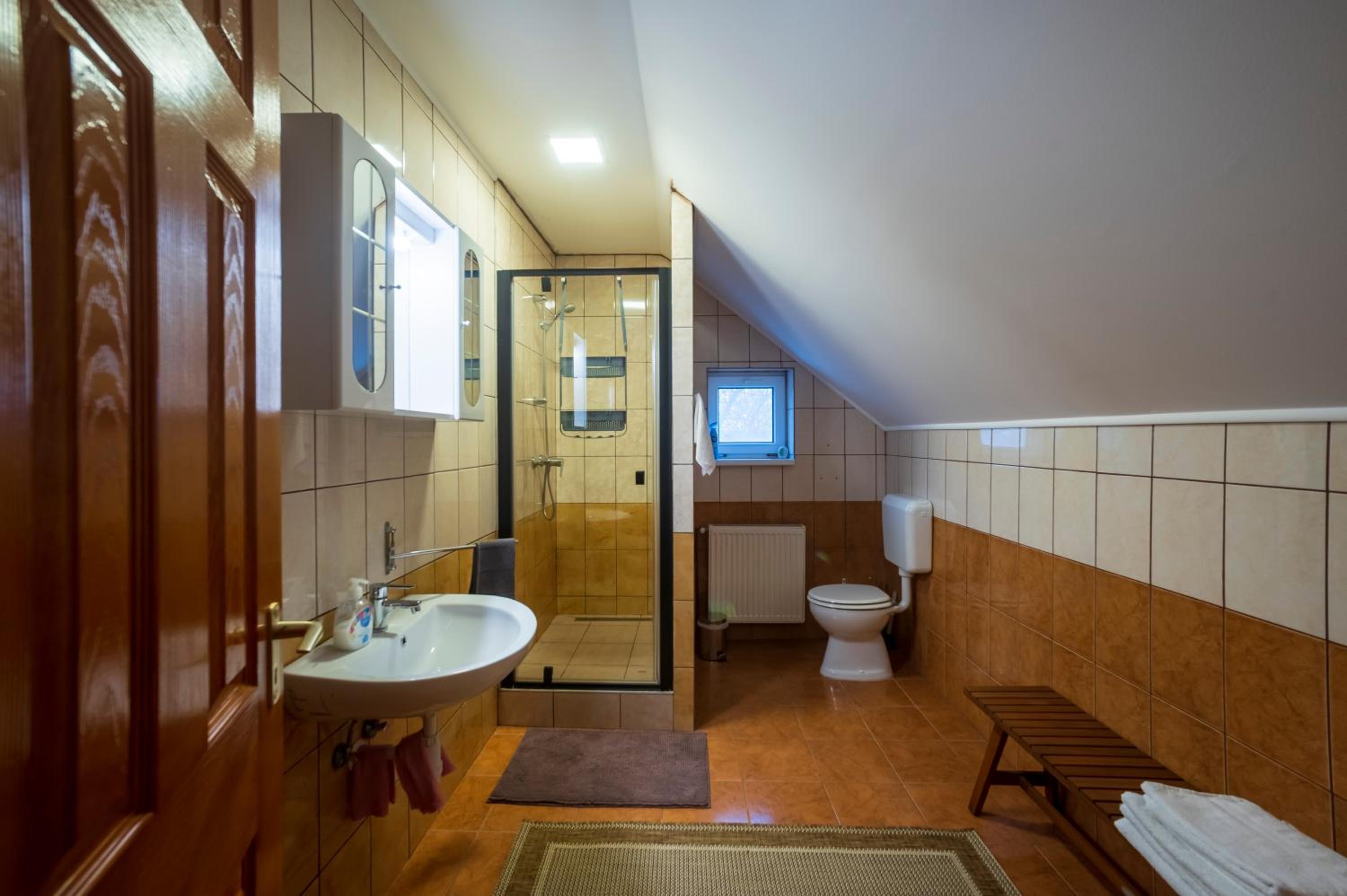 Photo 24