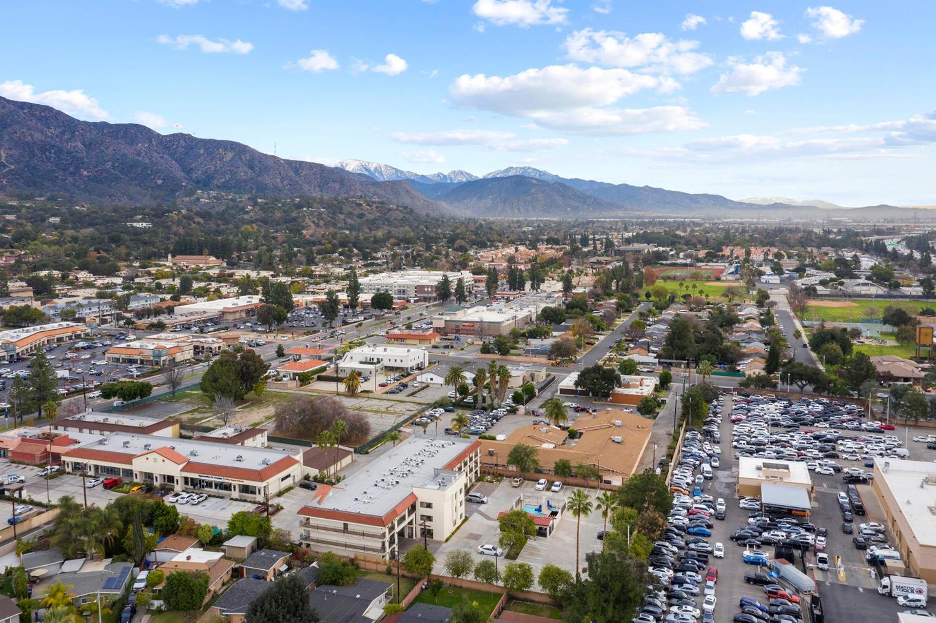 Hotel Huntington - Property Image 5