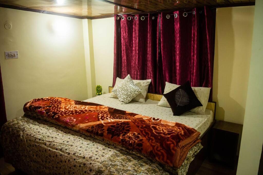 Deodar Homestay Dakbangla-kufri