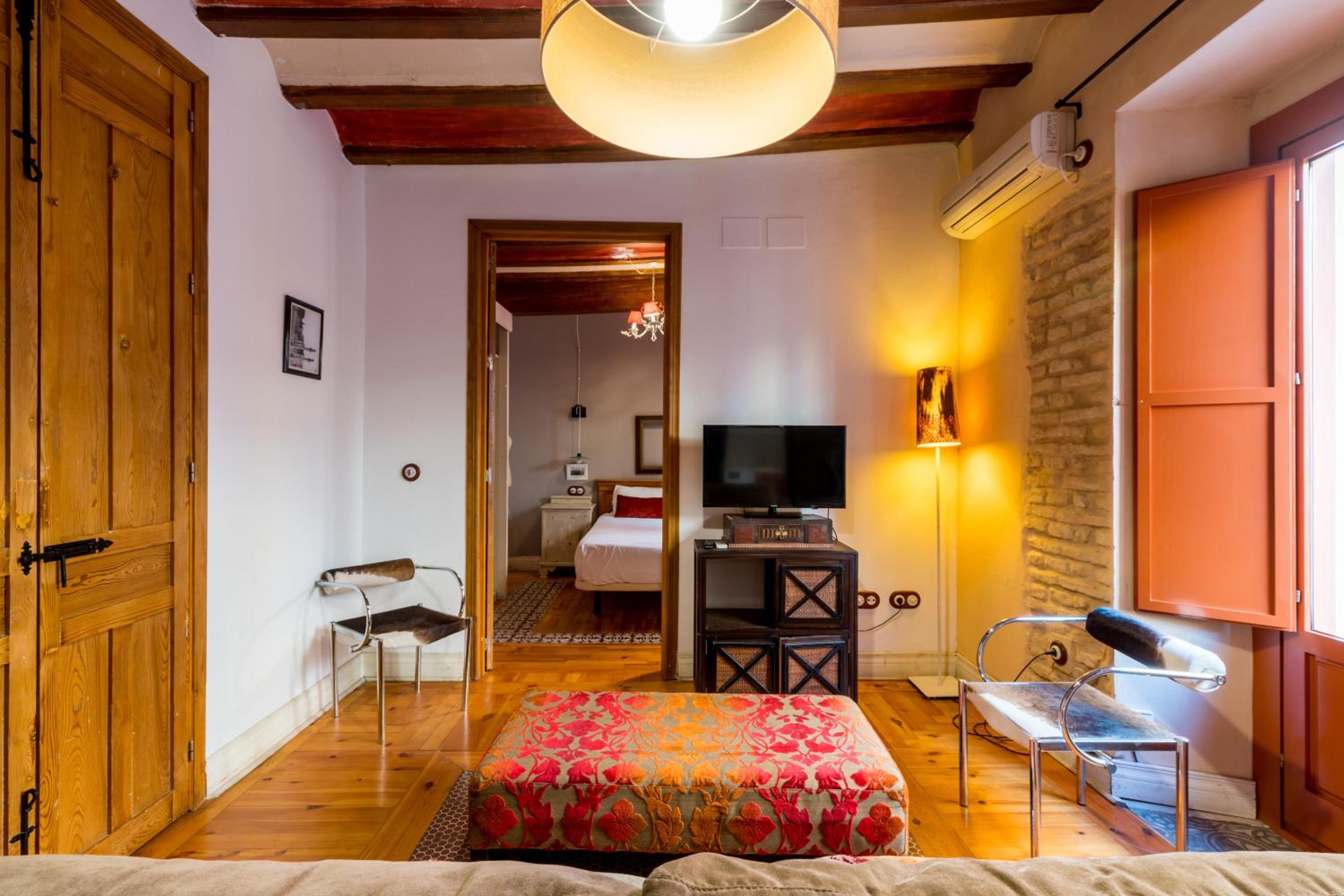Alameda Suites Apartments