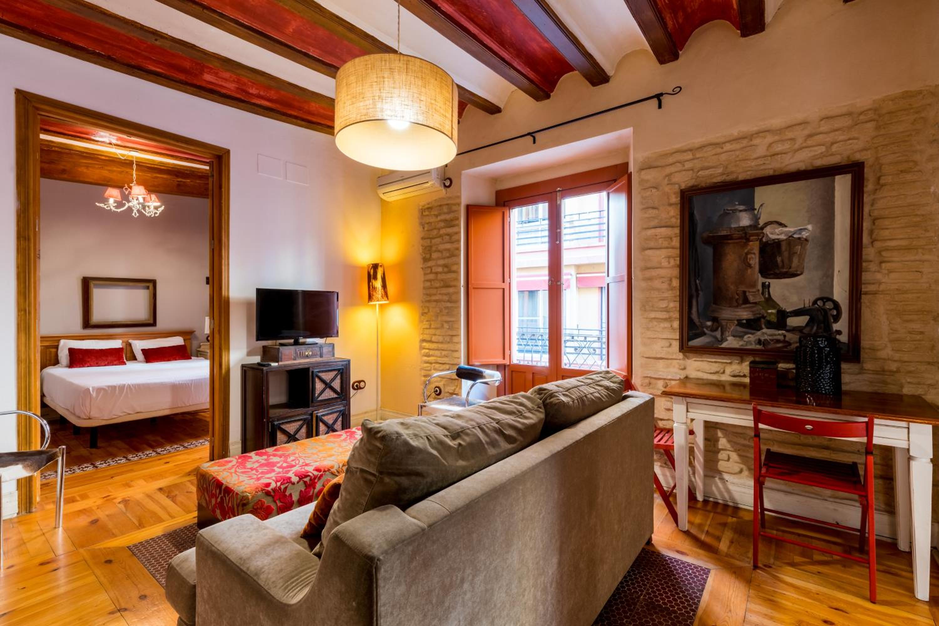 Alameda Suites Apartments