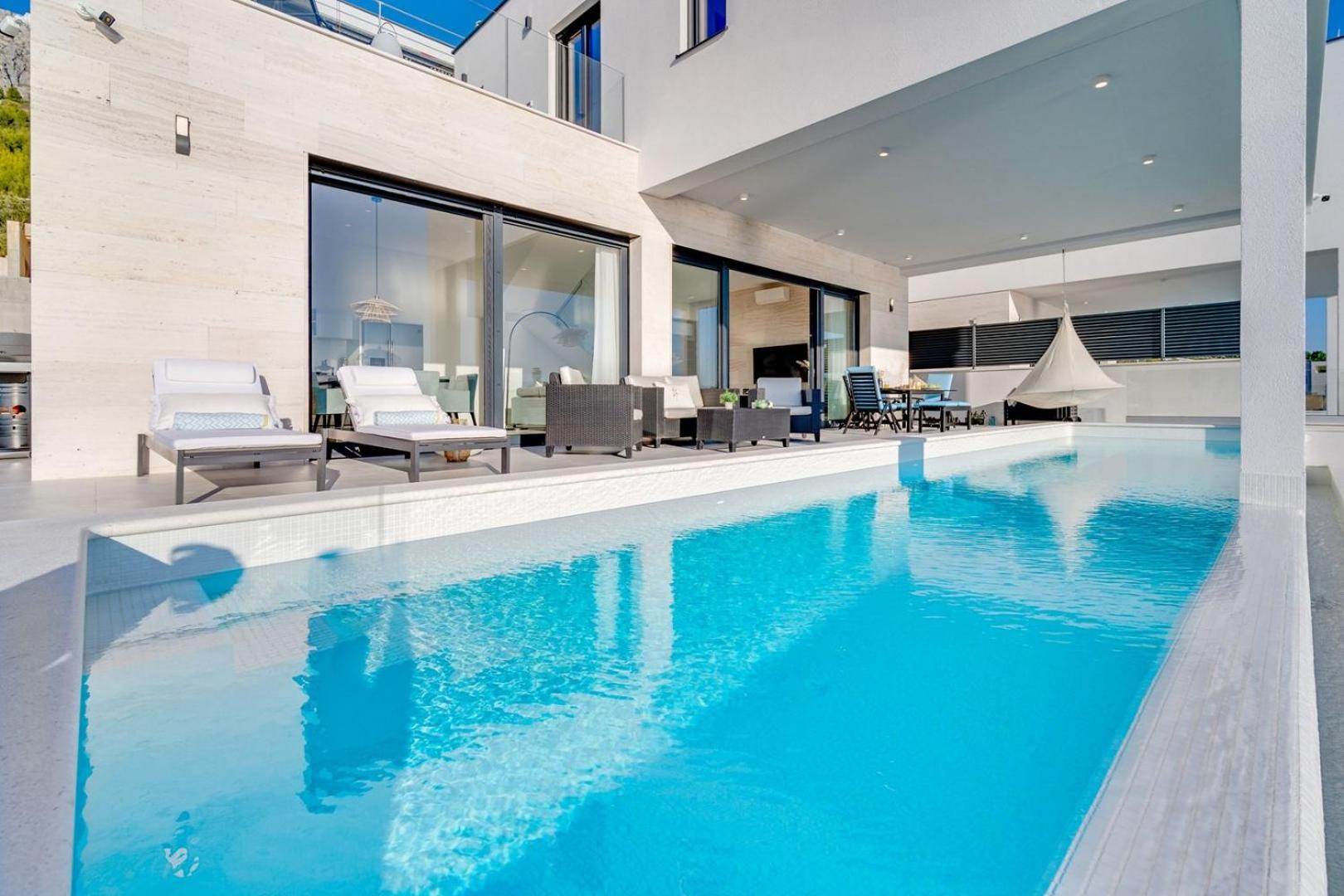 Villa Lemon, 3 Bedrooms, 4 Baths, Infinity Pool, Whirlpool, Cinema room, Sea view view 4