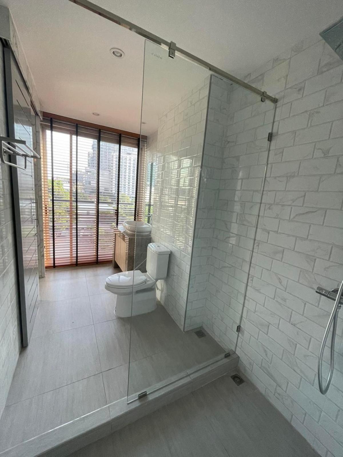 ViVi Avenue Thonglor