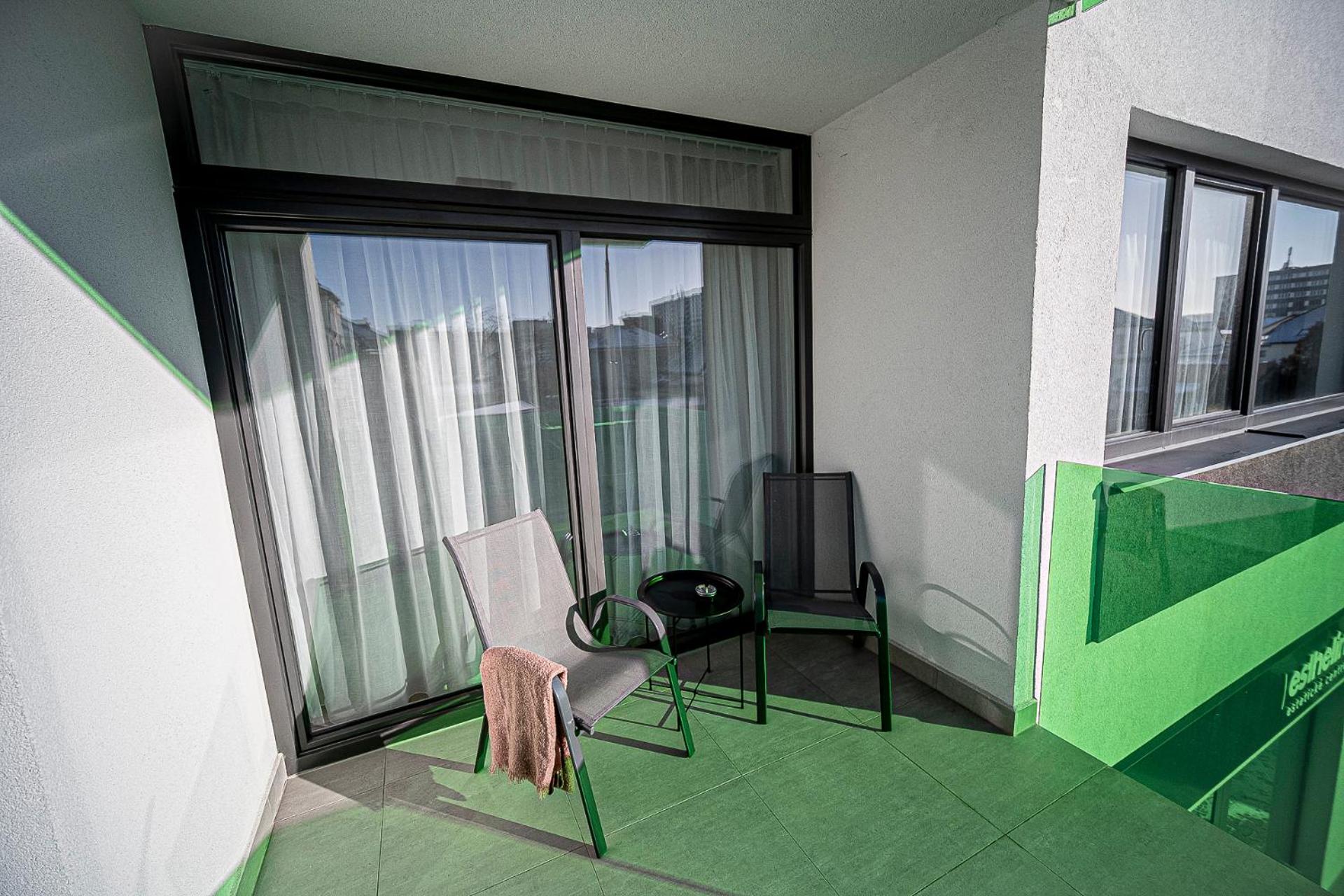 Grunt Apartments