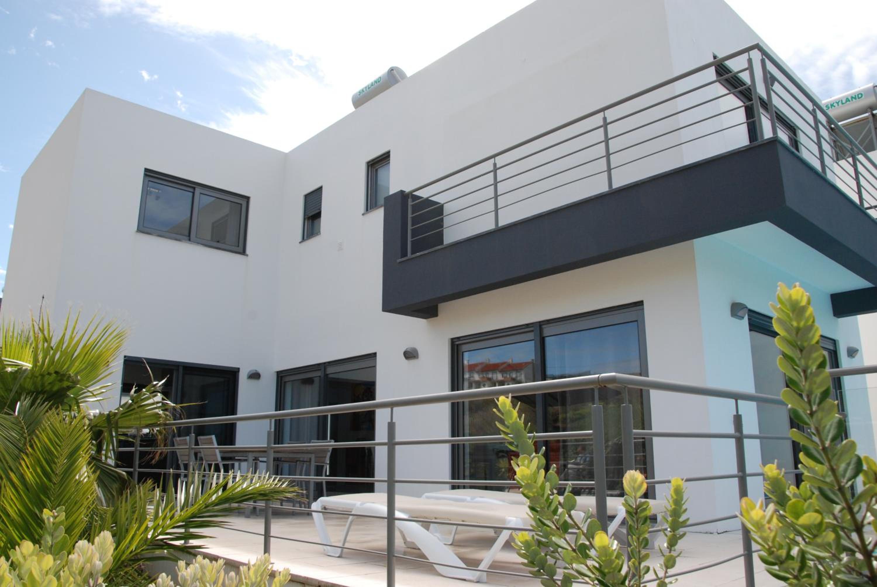 Exclusieve Villa met zeezicht en privézwembad in Atalaia view 4