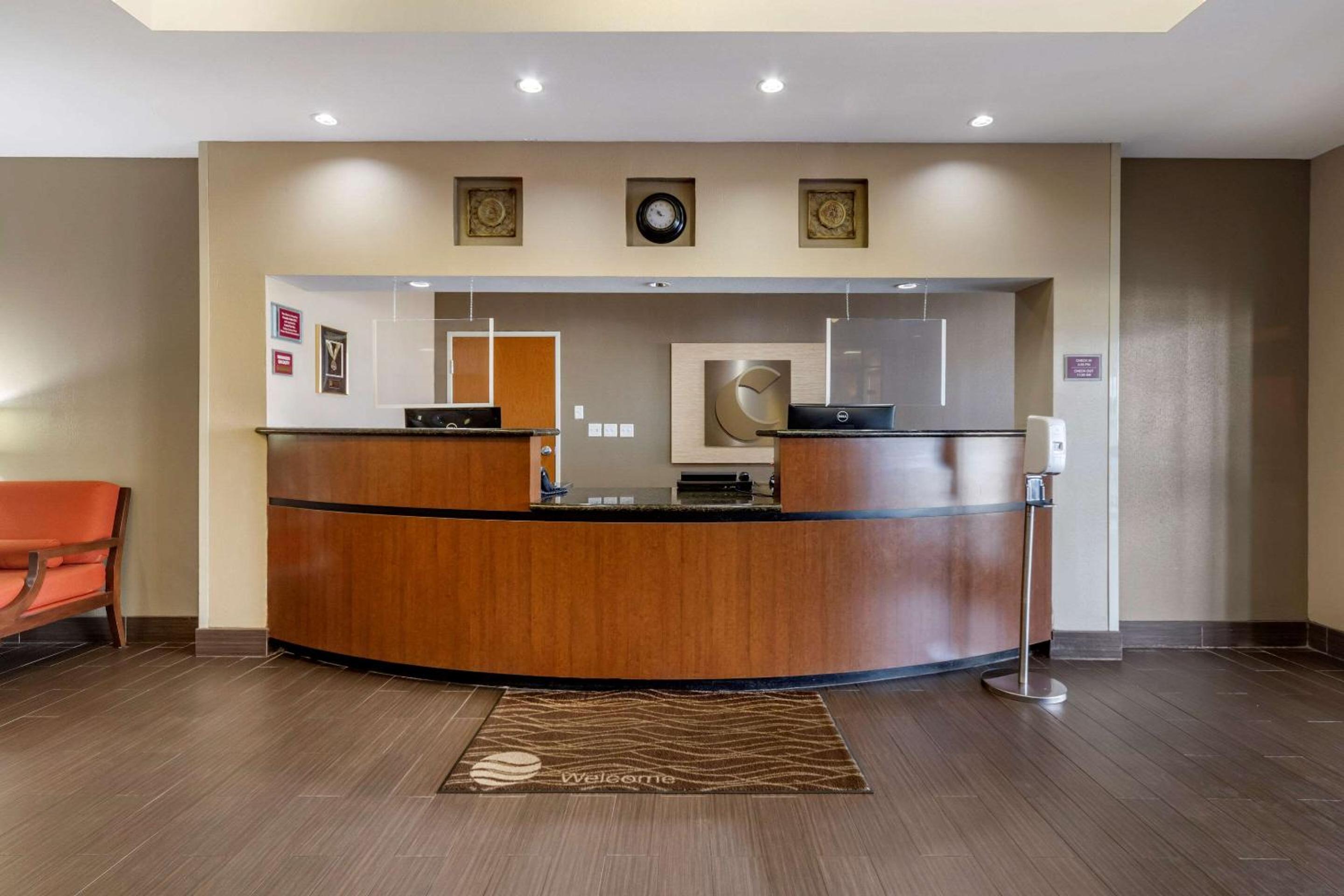 Spark by Hilton Shawnee view 4
