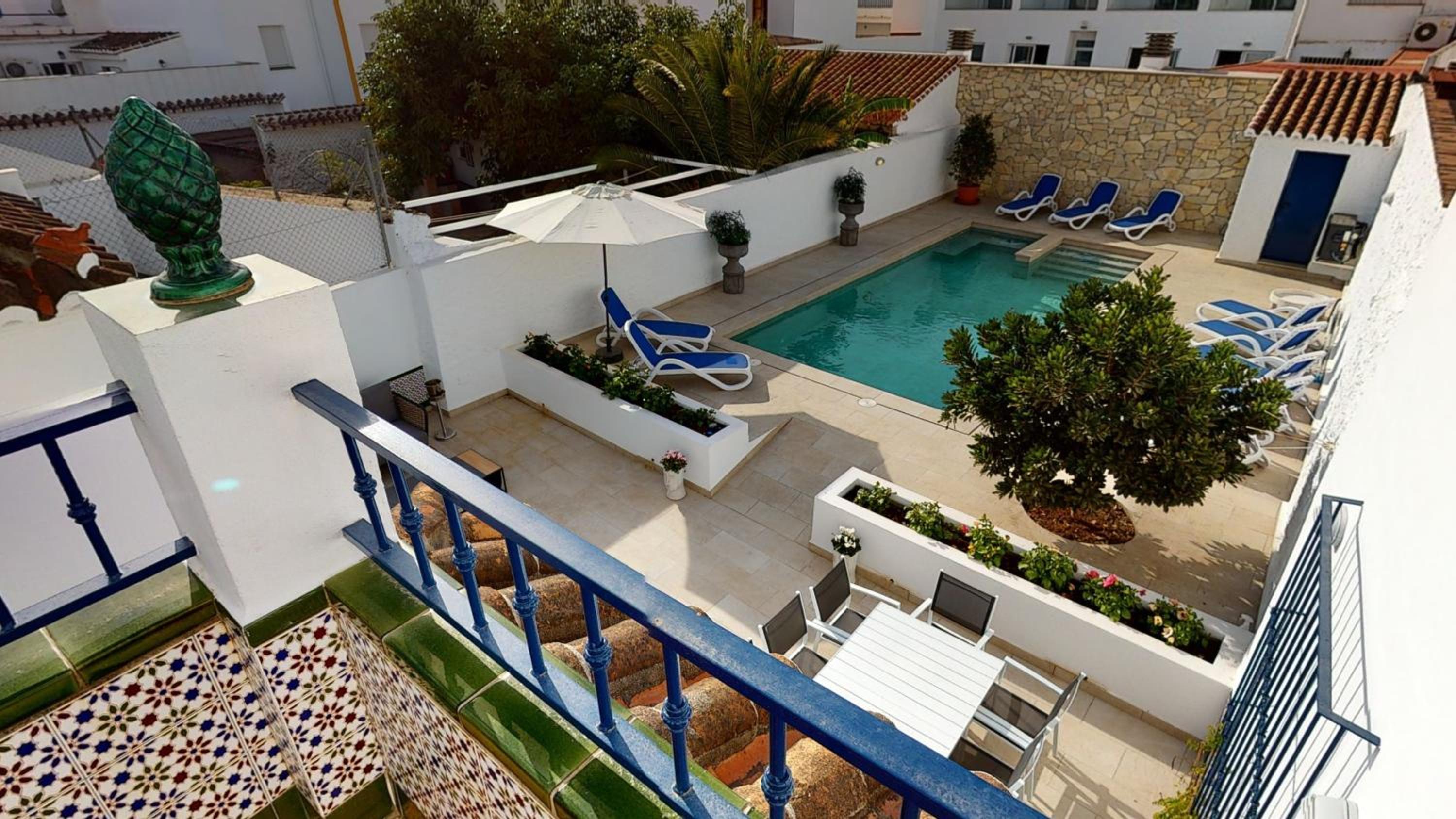 5 Bedroom-PrivatePool-Balcony-Sea View-Nerja photo 4