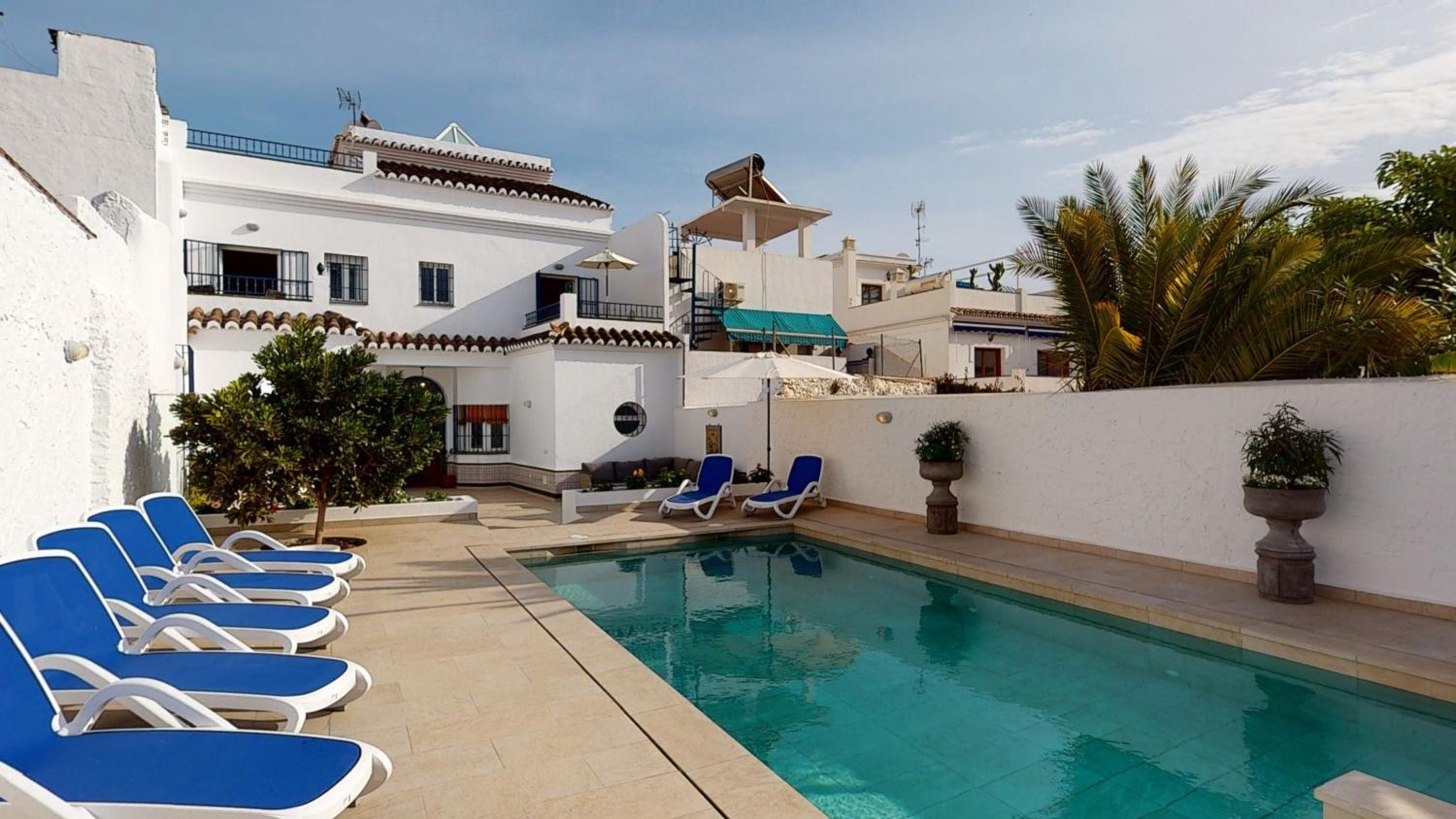 5 Bedroom-PrivatePool-Balcony-Sea View-Nerja photo 1