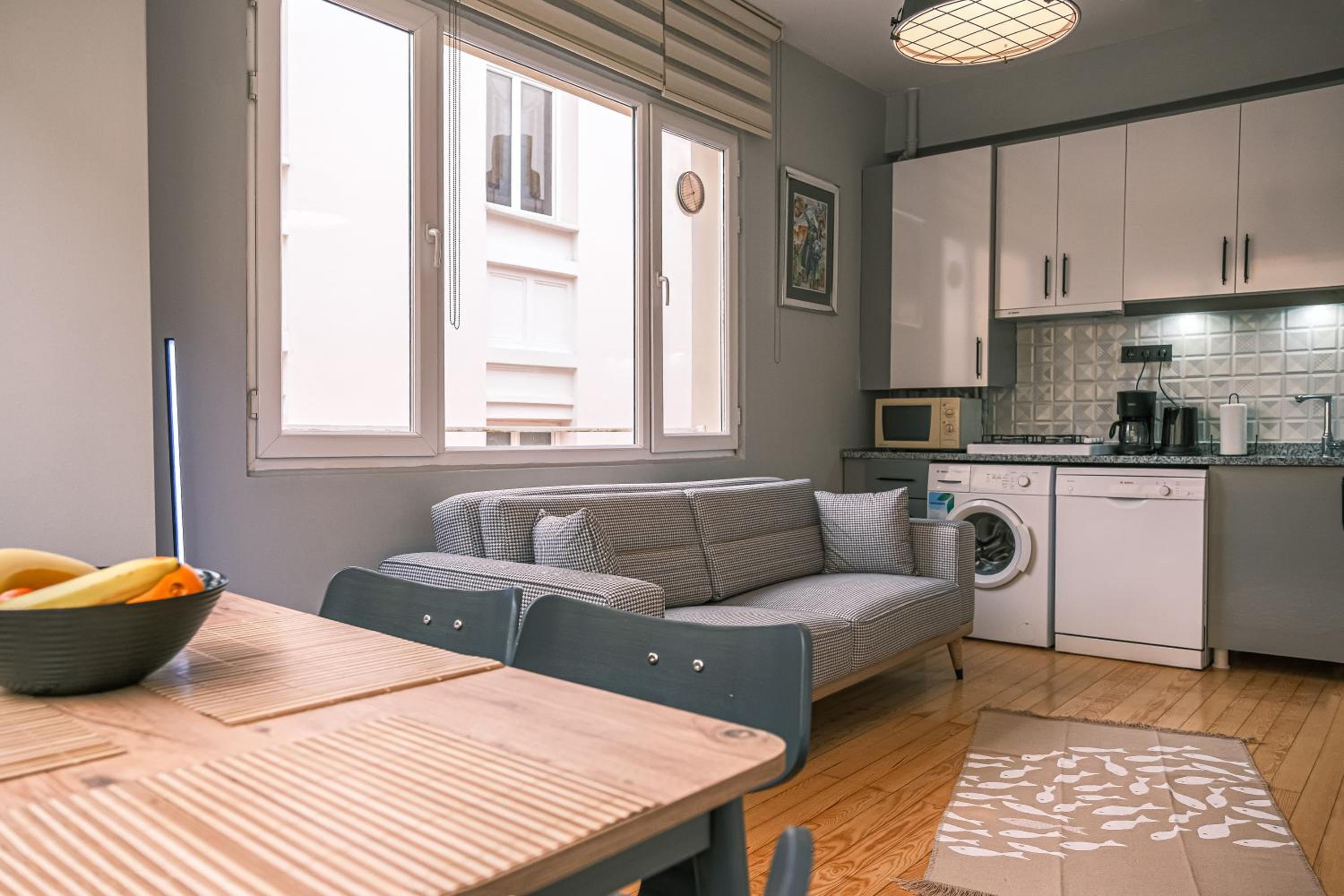 No 8 Galata - Image 55