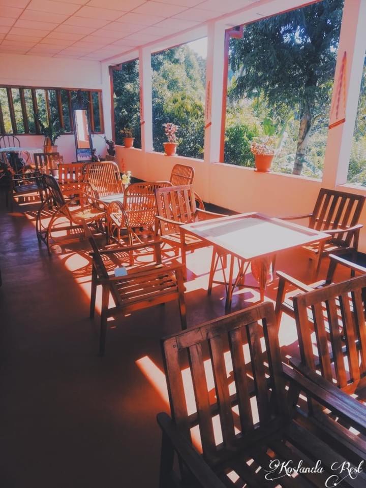 restaurant