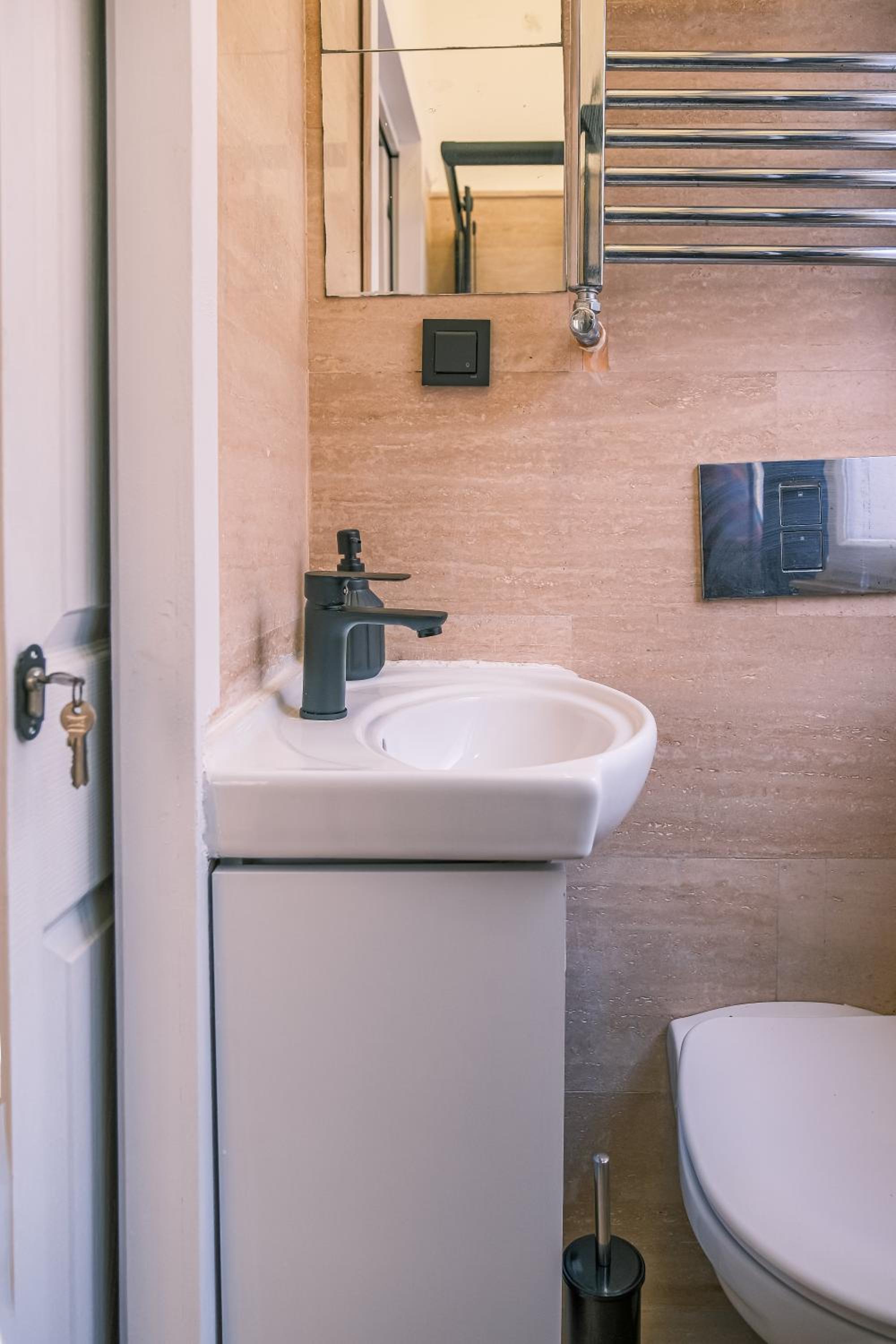 No 8 Galata - Image 19