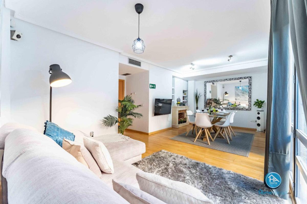 Super Deluxe Villa with FREE Parking Madrid Center photo 2