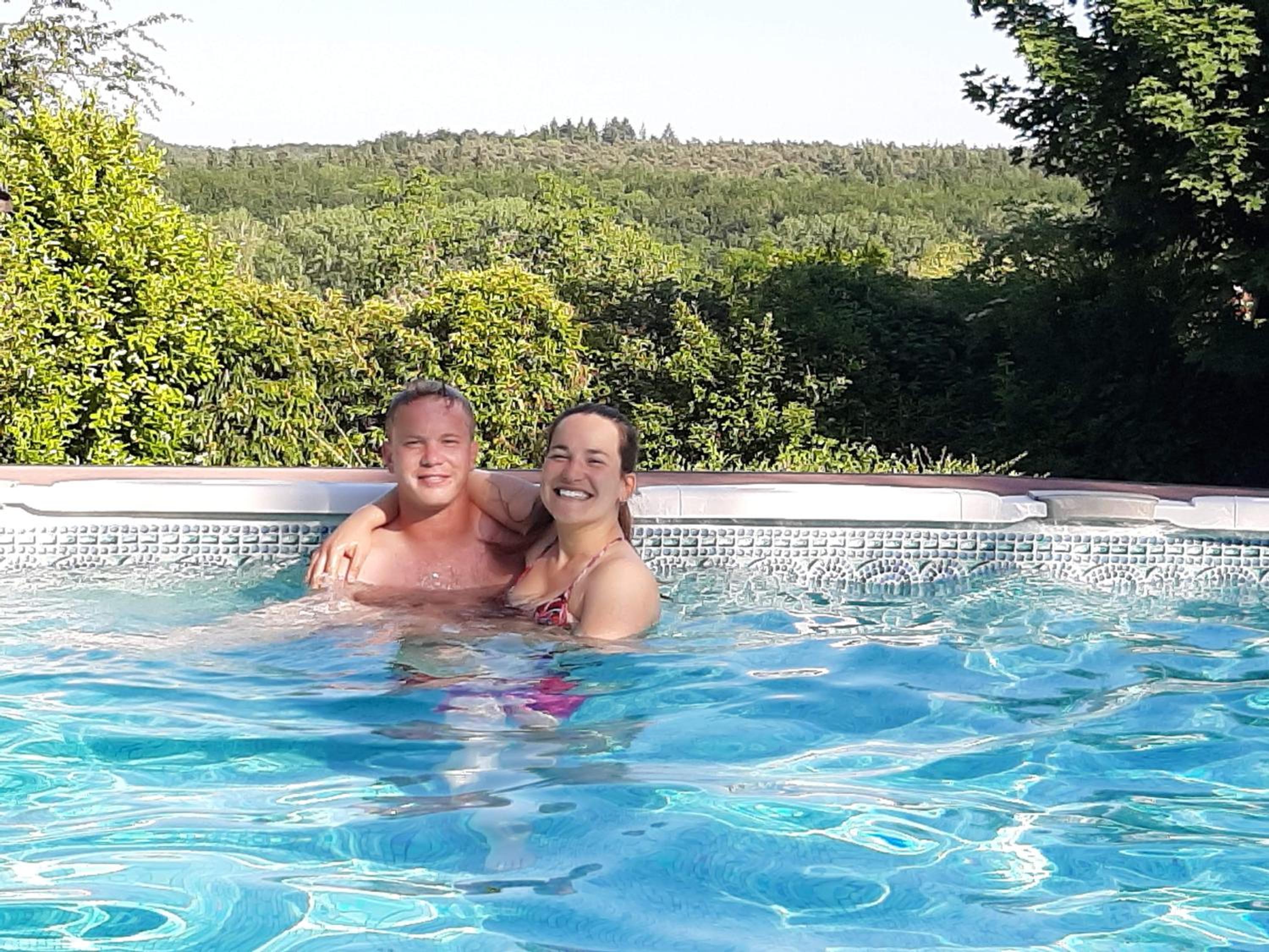 Hallerbos B&B in Bluebell Forest