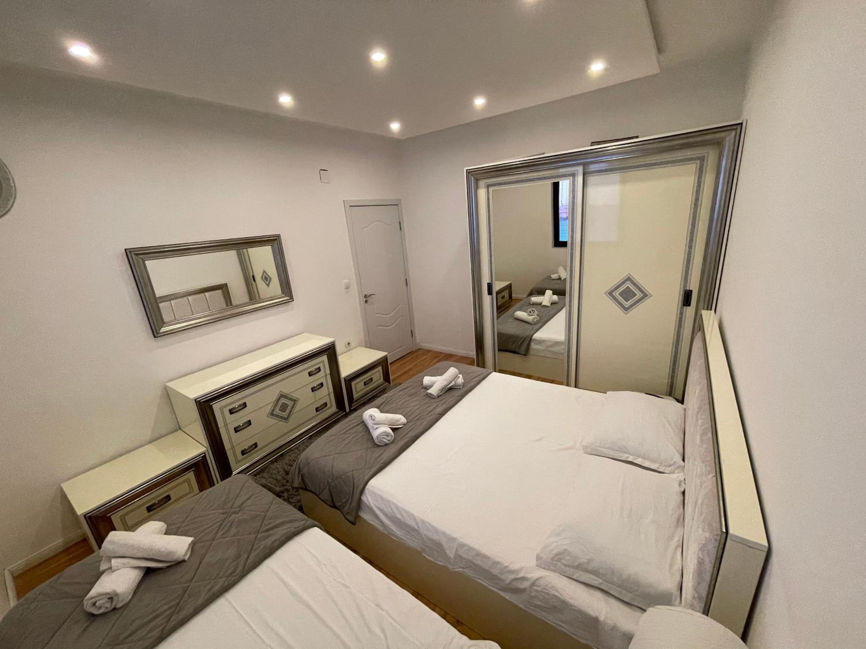 Days Inn Apartments