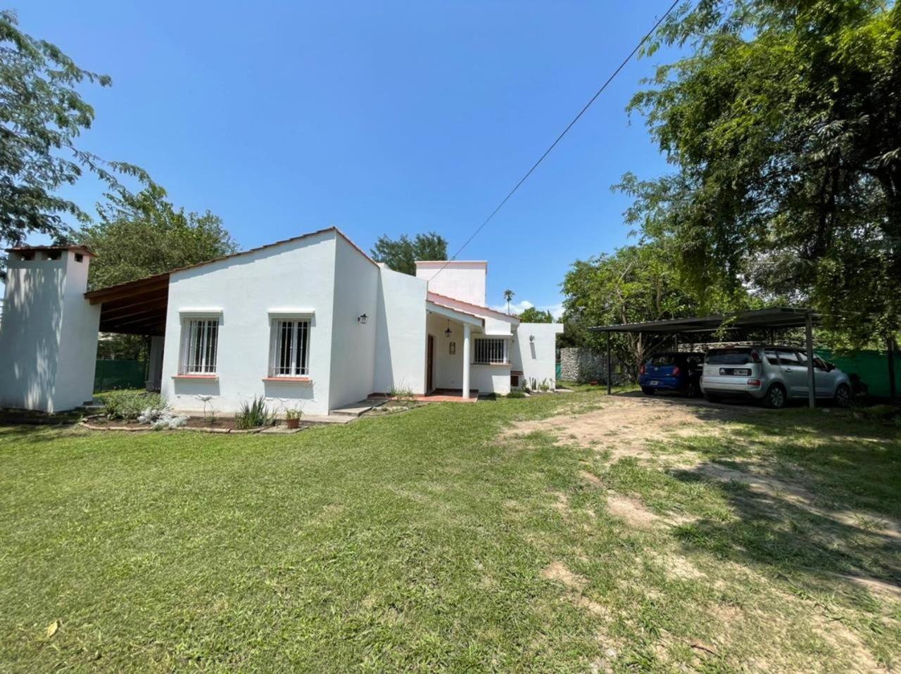 DIVINA Y COMODA CASA EN SAN LORENZO PARA 5 PERSONAS!!