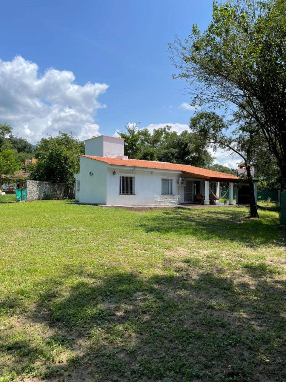 DIVINA Y COMODA CASA EN SAN LORENZO PARA 5 PERSONAS!!
