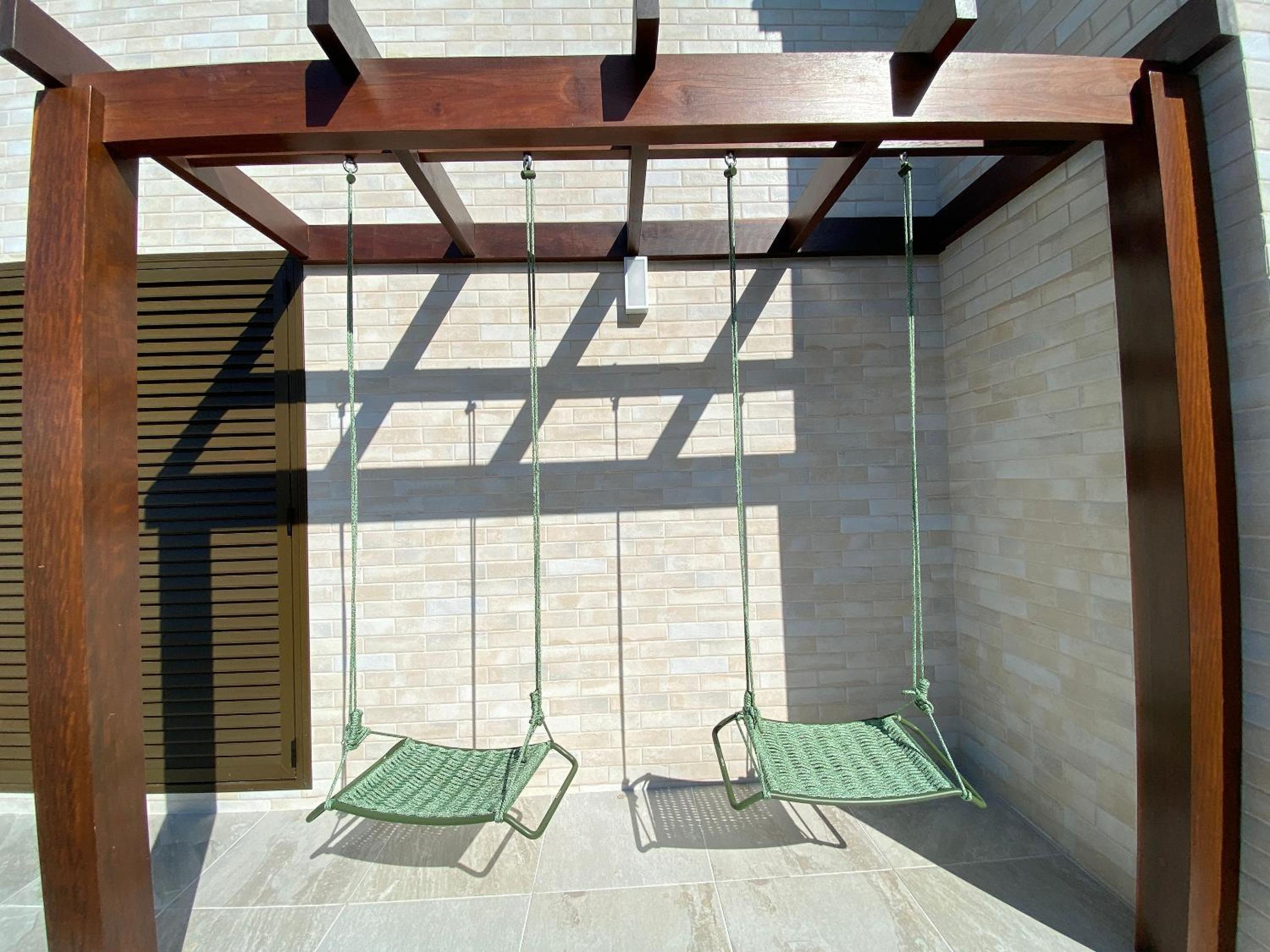 Sunrise Apartment for Rent with 2 suites