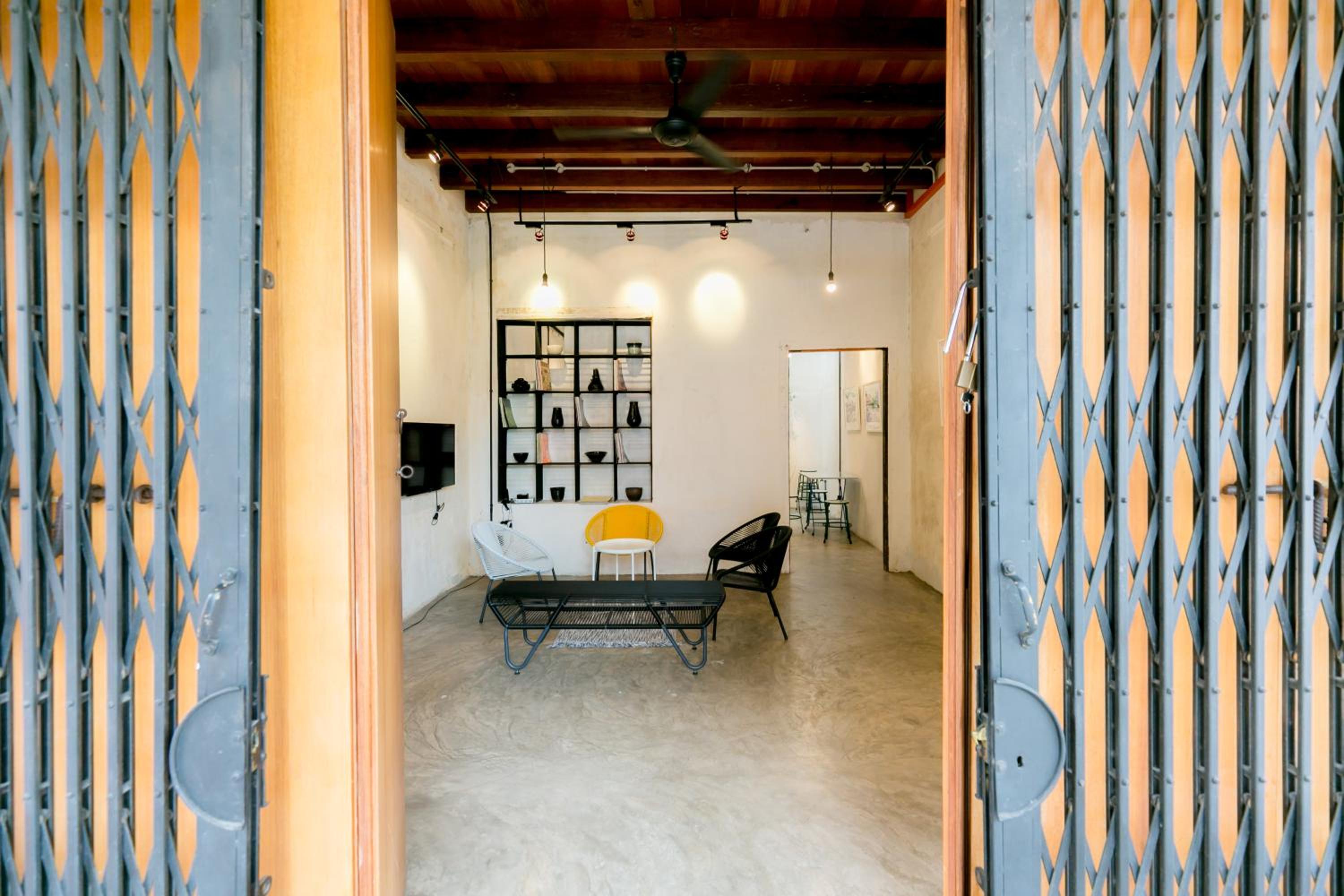 Central Georgetown - Loft House photo 5