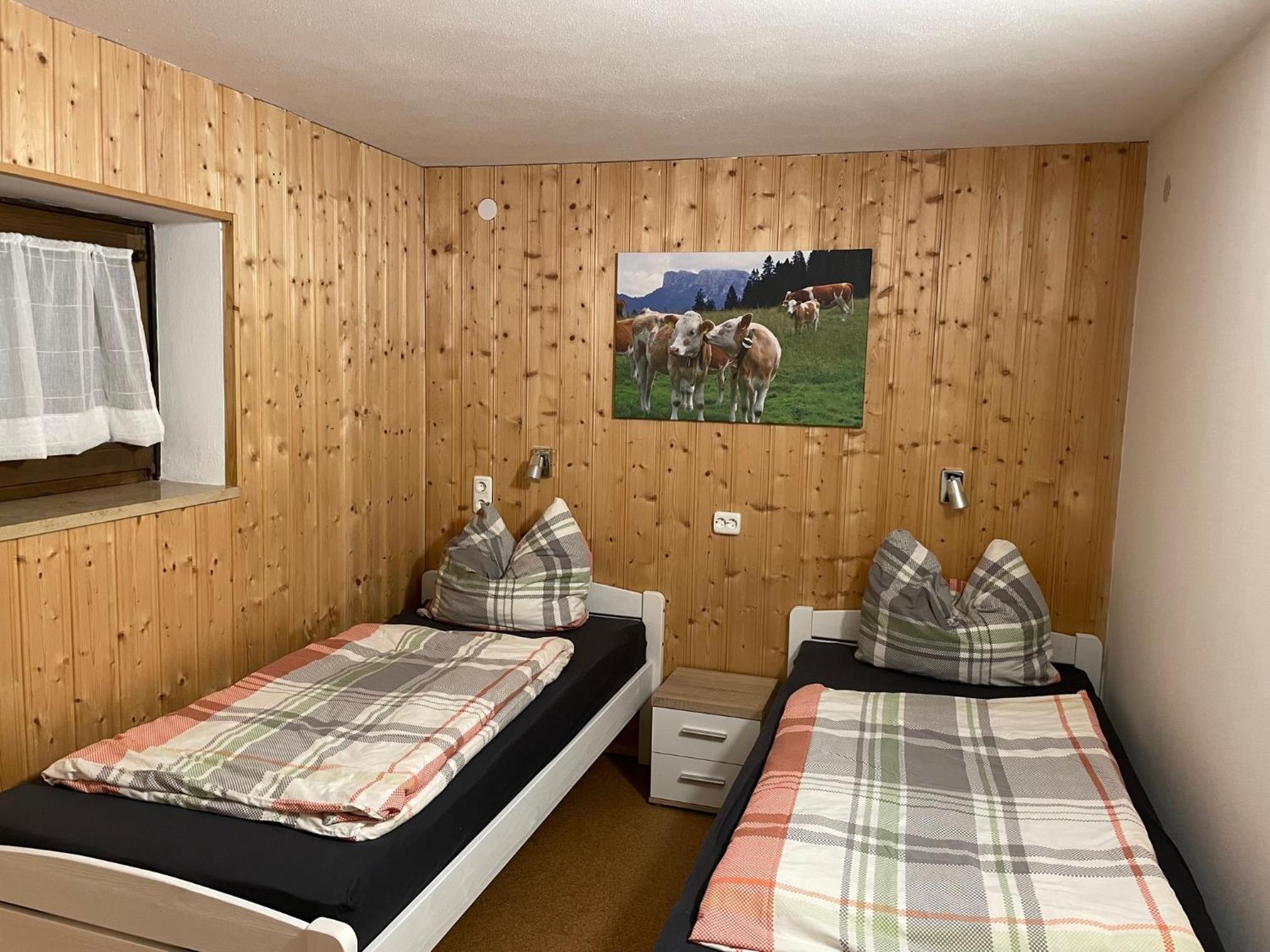 Großzügiges Domizil, 90qm, mit Terrasse, Garten, Infrarotkabine und Garage