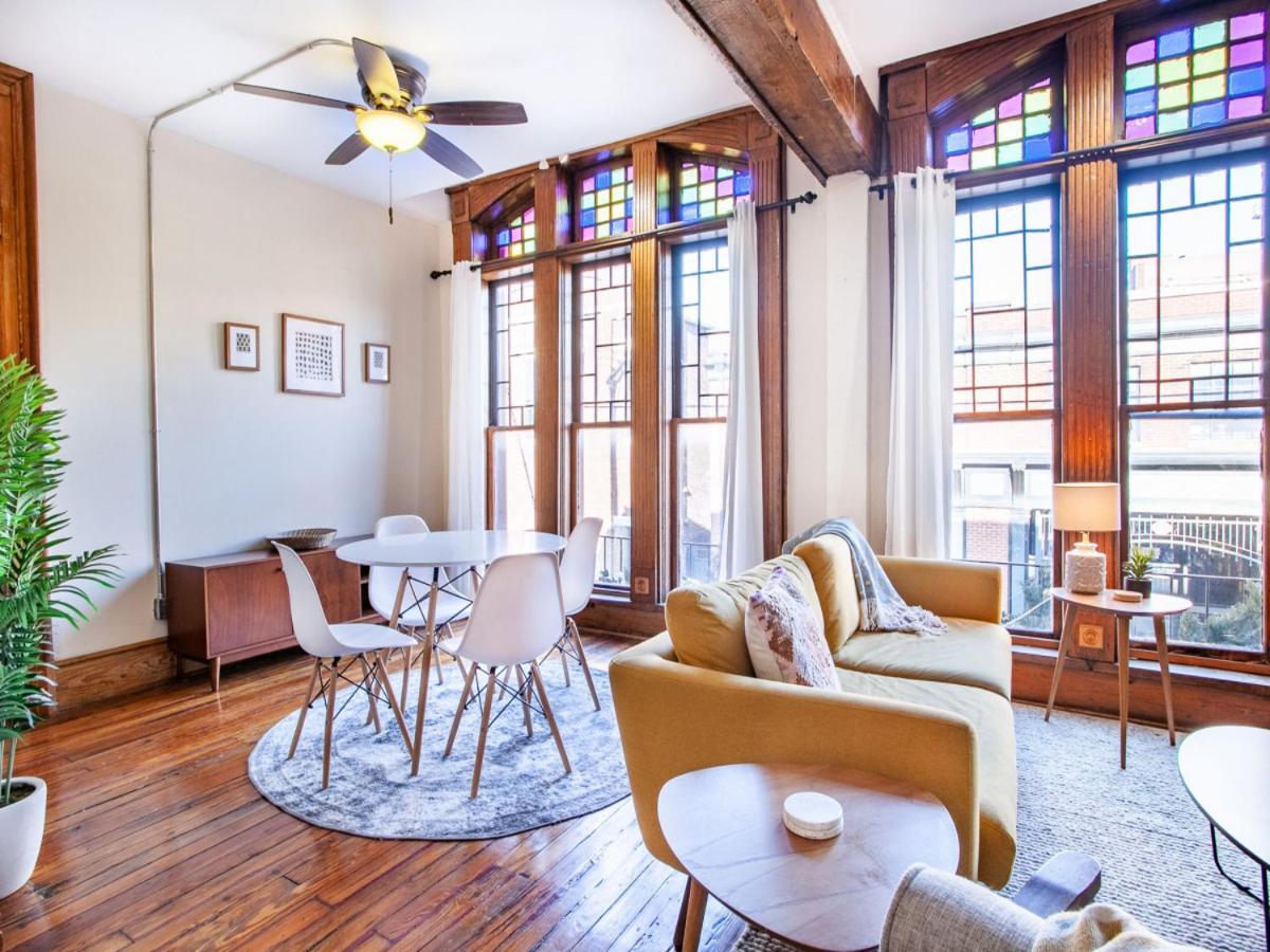 Cozy Old City Loft - Minutes from Market Square view 5