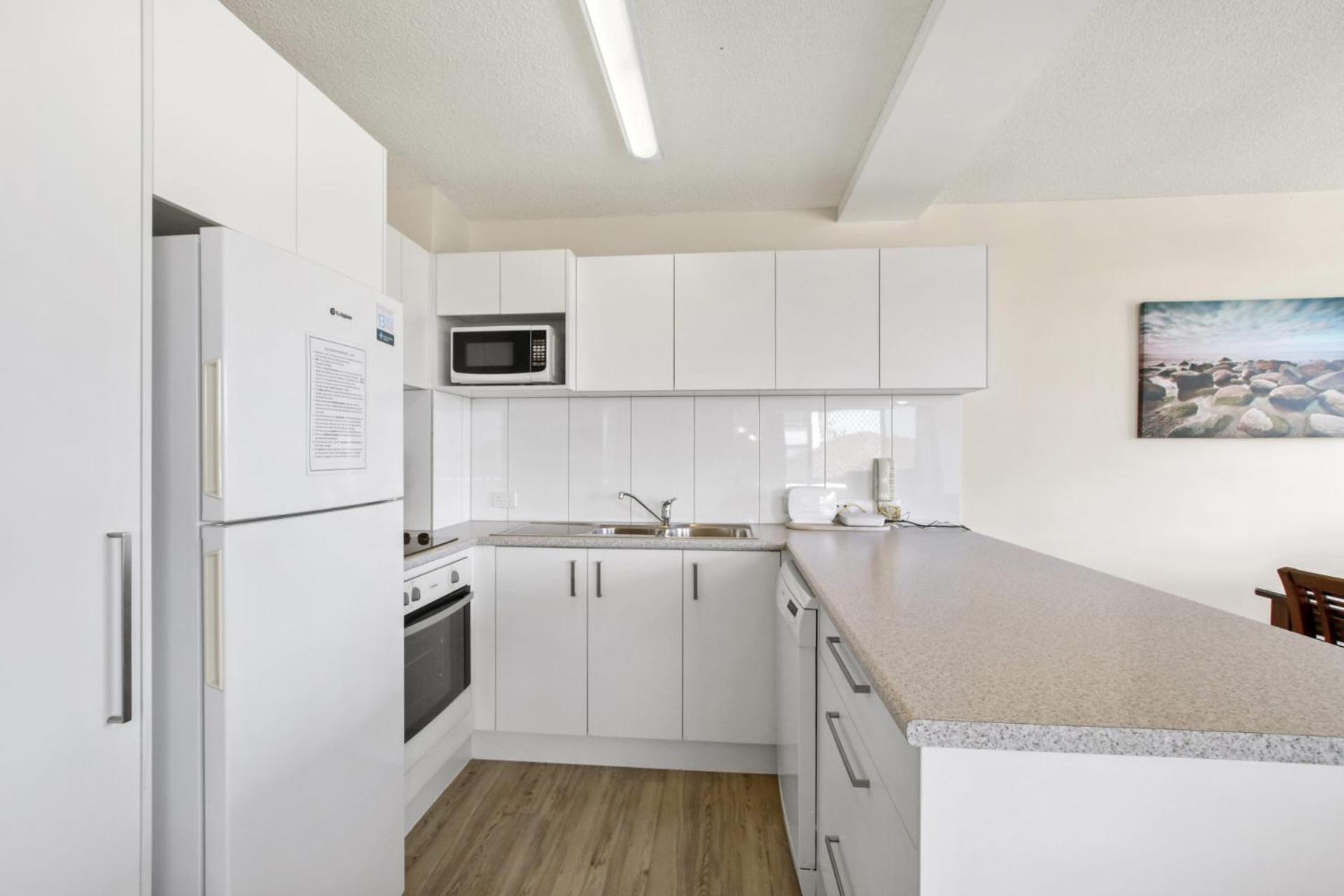 Caloundra Vacations - Cheltenham Apartments Unit 7 40 King St - Property Image 3