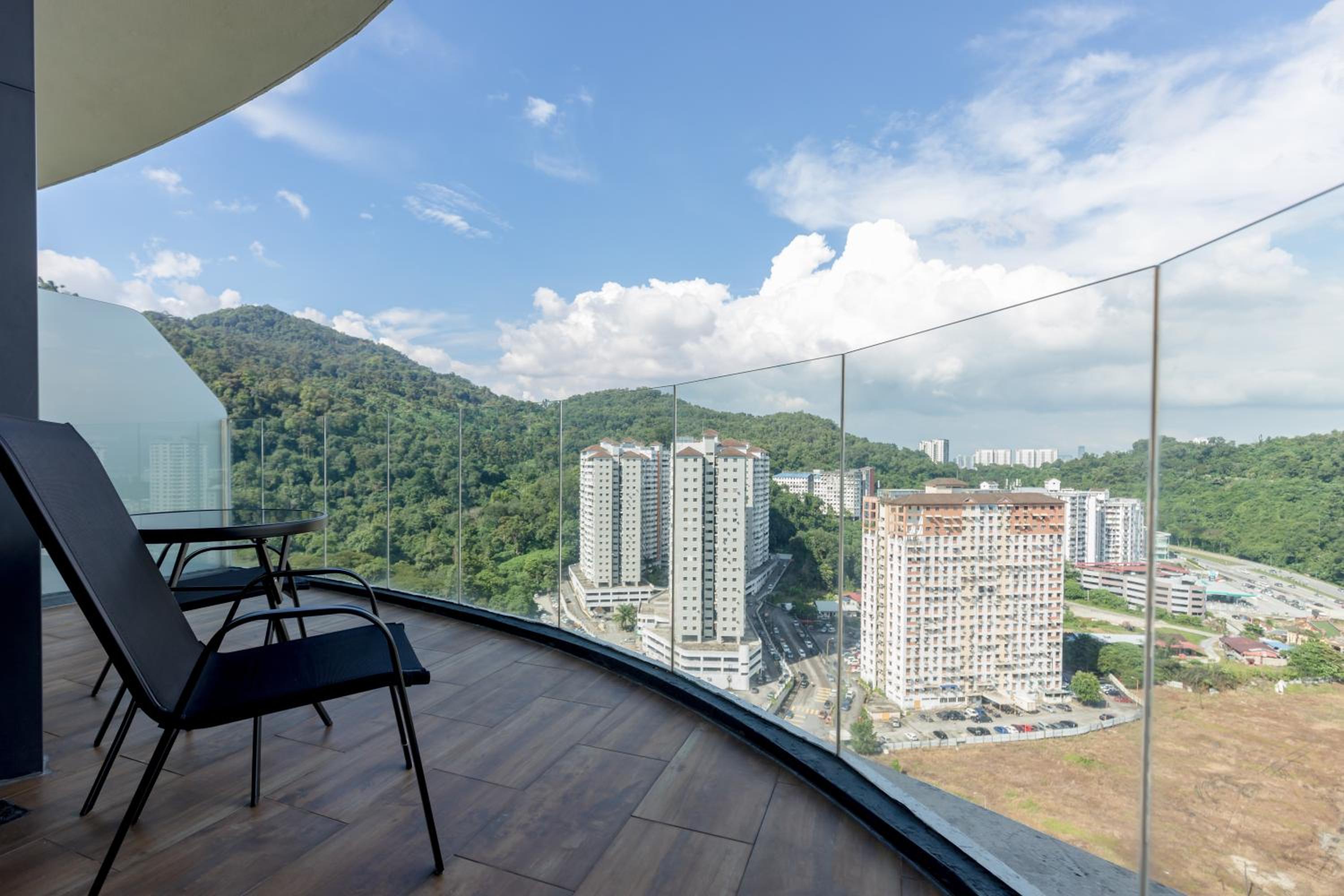 ArteS Suite Penang, by HOMEY photo 3