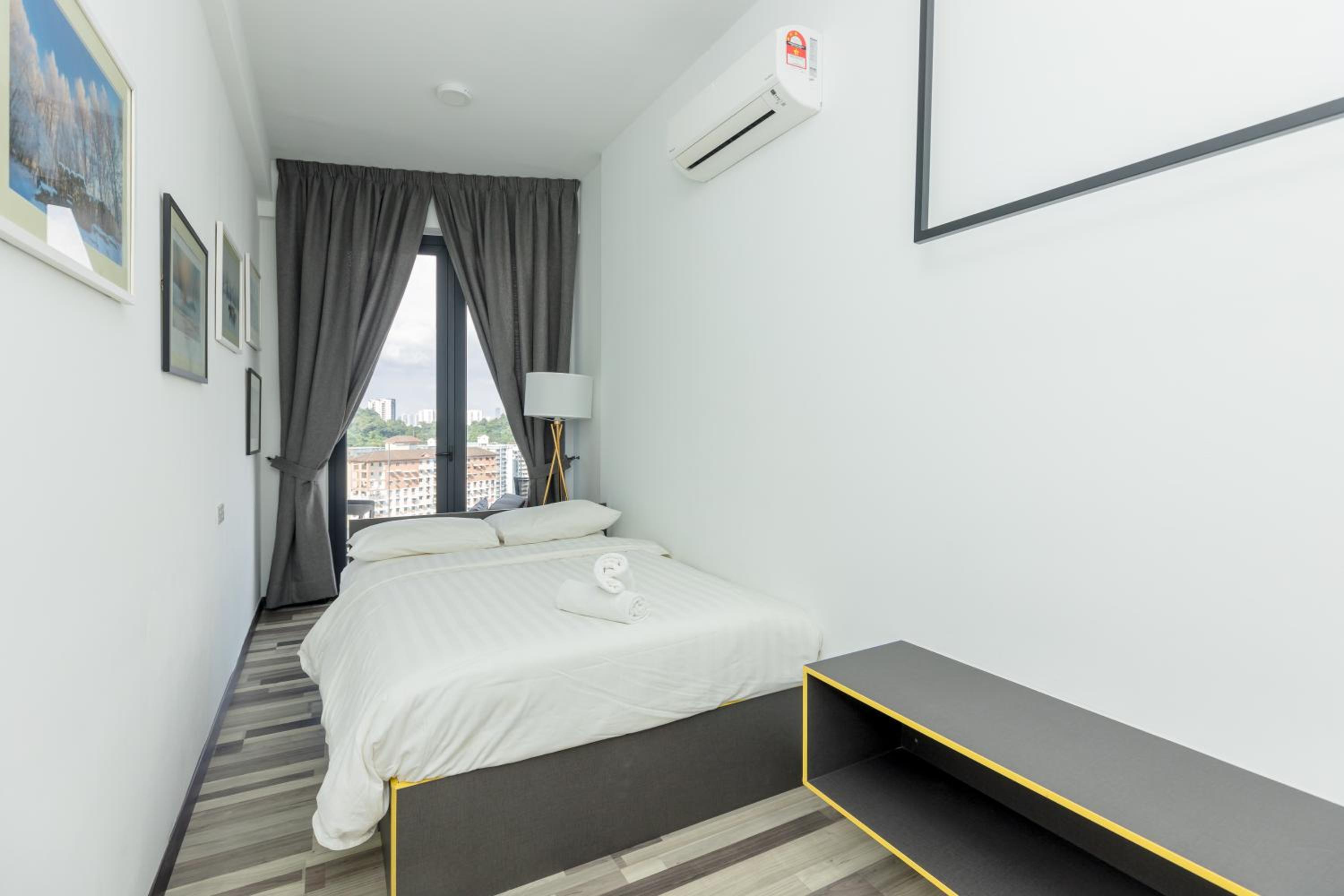 ArteS Suite Penang, by HOMEY