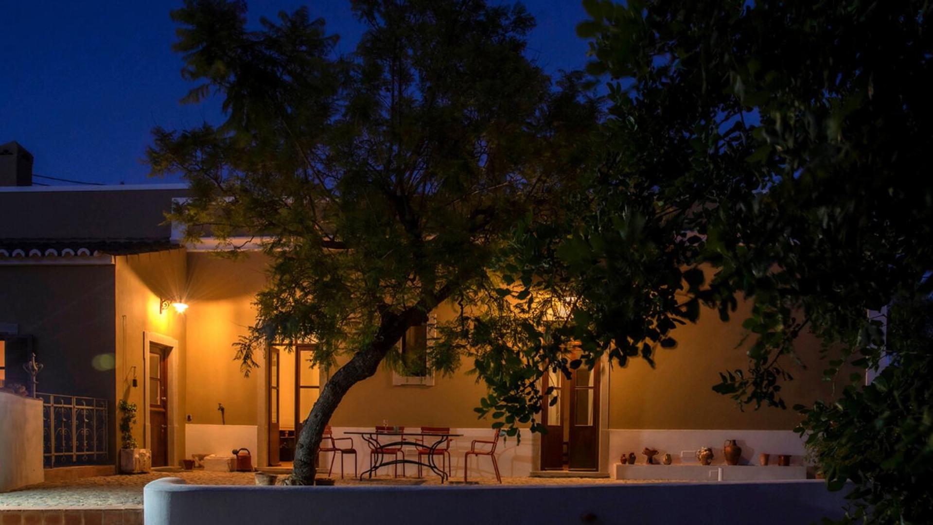 Quinta do Pinto - Holiday Villa near Faro, Algarve - 4 Bedroom, Pool, Rooftop Terrace