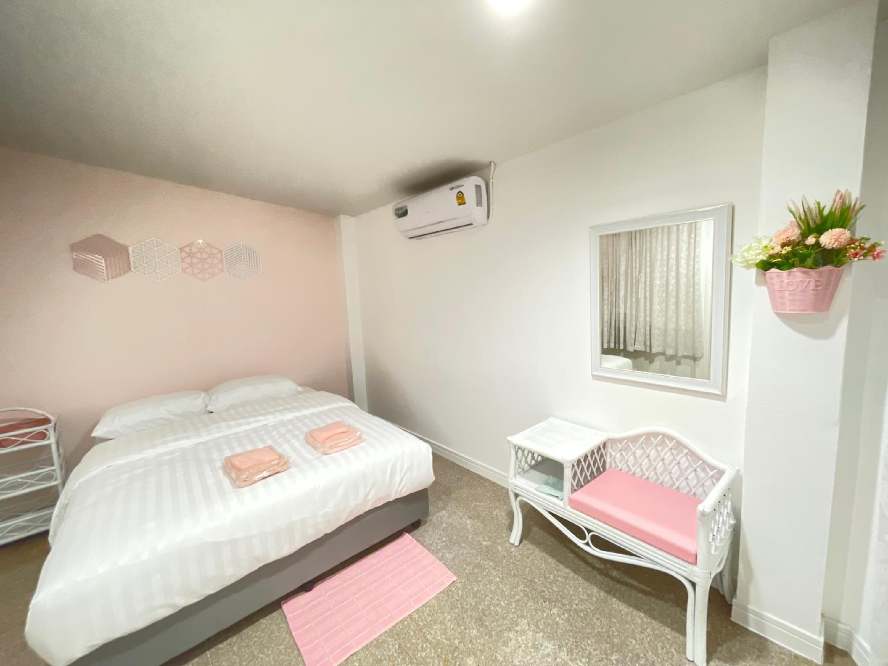 minimal house phichit