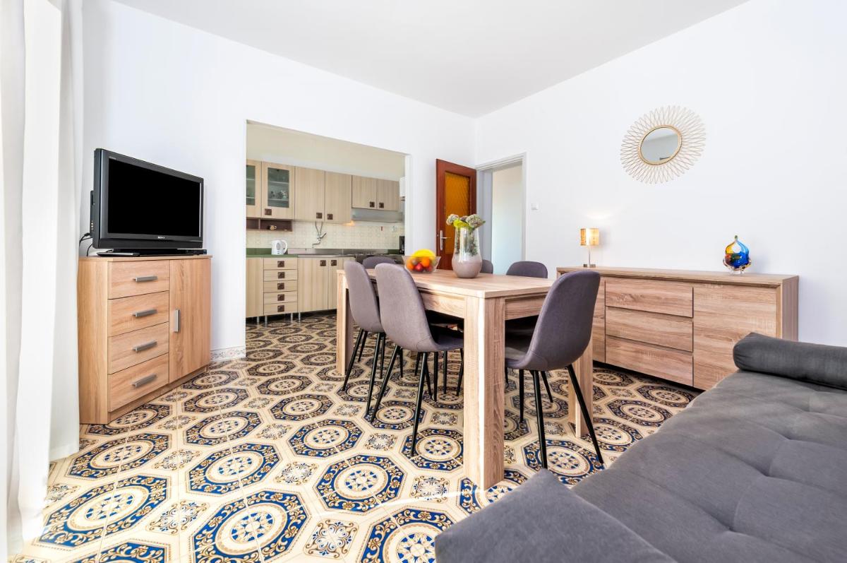 Apartment Ivo